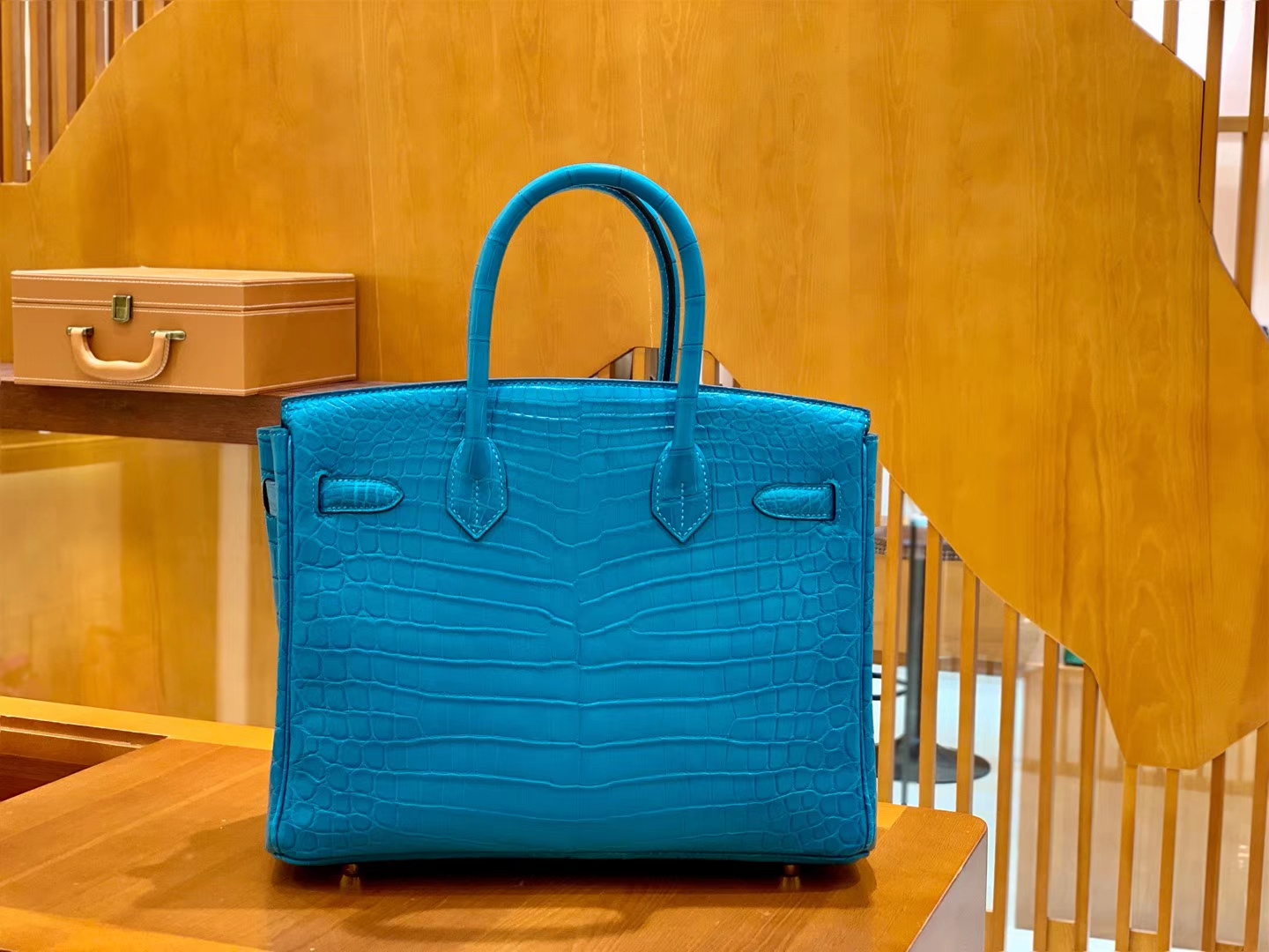 Hermès（爱马仕）Birkin 30cm 伊滋密迩蓝 金扣 尼罗 雾面 两点 鳄鱼皮 全手工