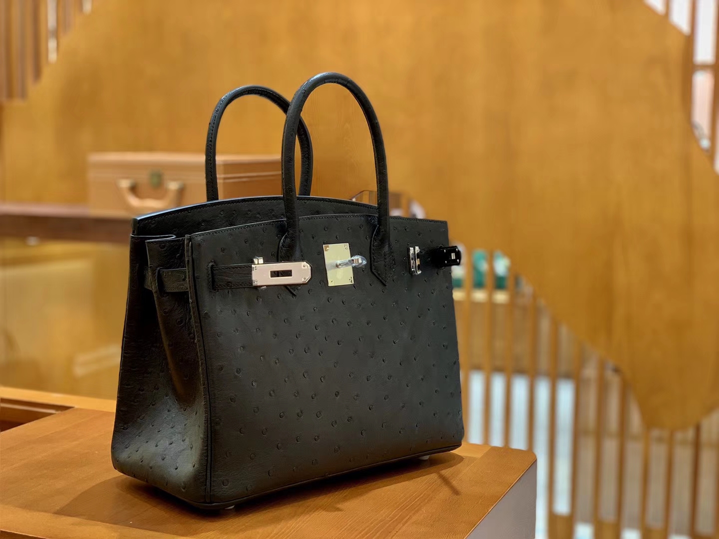 Hermès（爱马仕）Birkin 30 鸵鸟皮  经典黑 银扣 全手工缝制