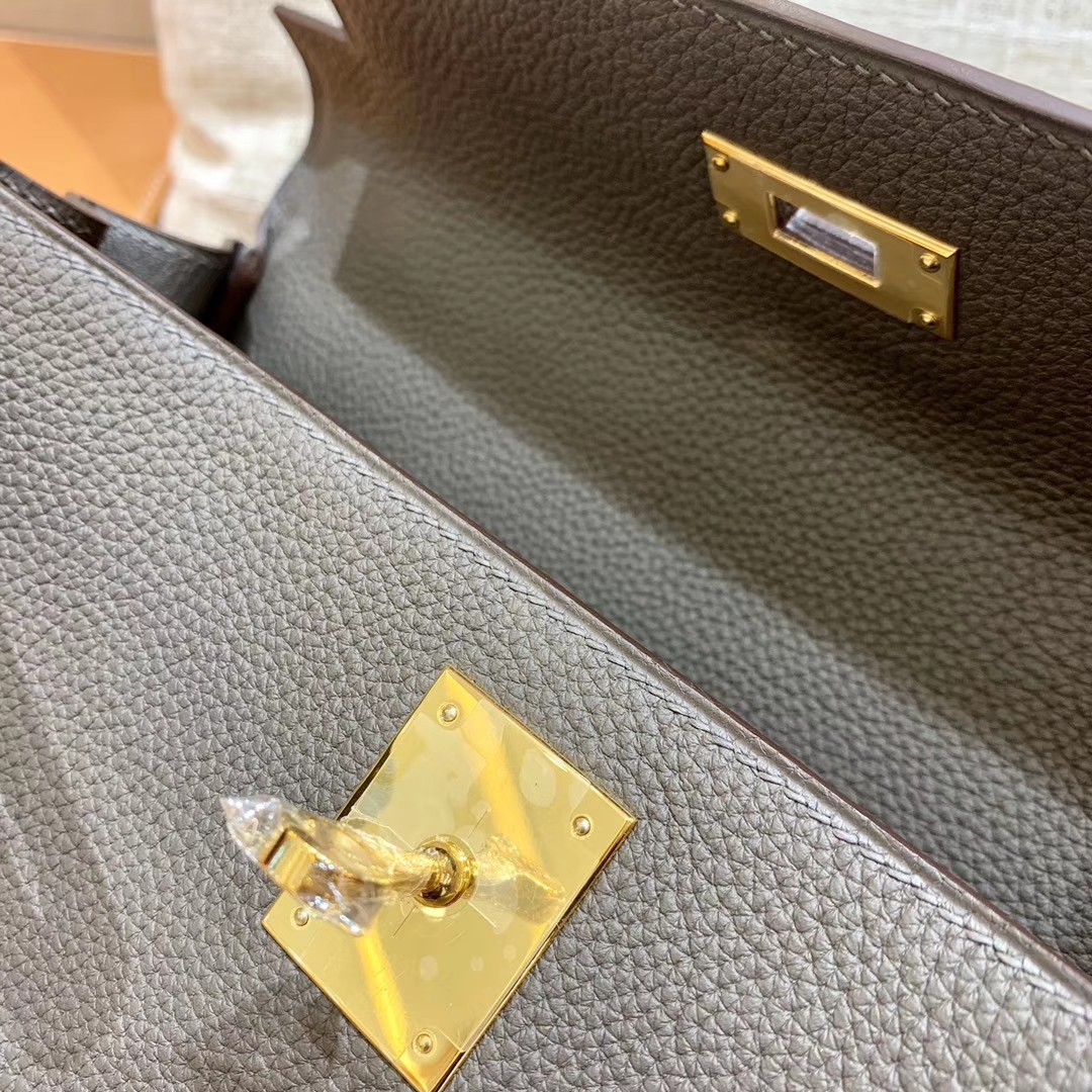 Hermès（爱马仕）Kelly 凯莉包 锡器灰 小牛皮 28cm