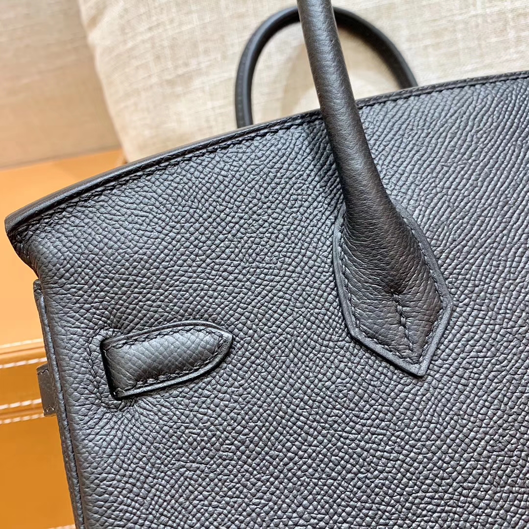 Hermès（爱马仕）Birkin 铂金包 黑色 掌纹牛皮 金扣 30cm 高订版本
