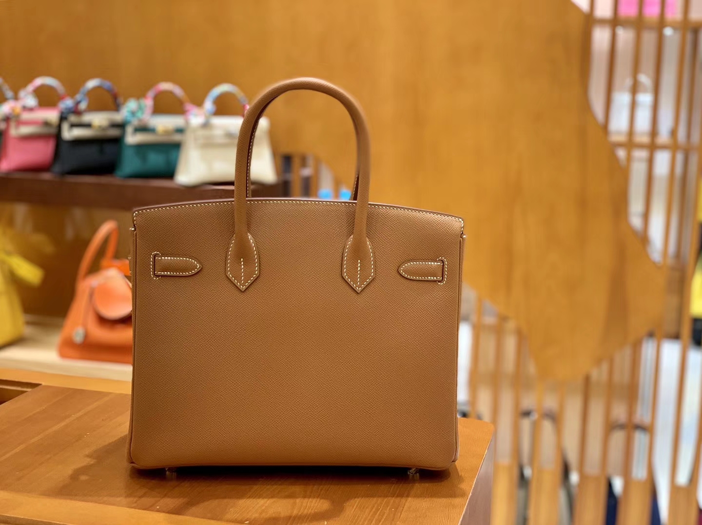 Hermès（爱马仕）Birkin 铂金包 金棕色 掌纹牛皮 金扣 30cm 高订版本