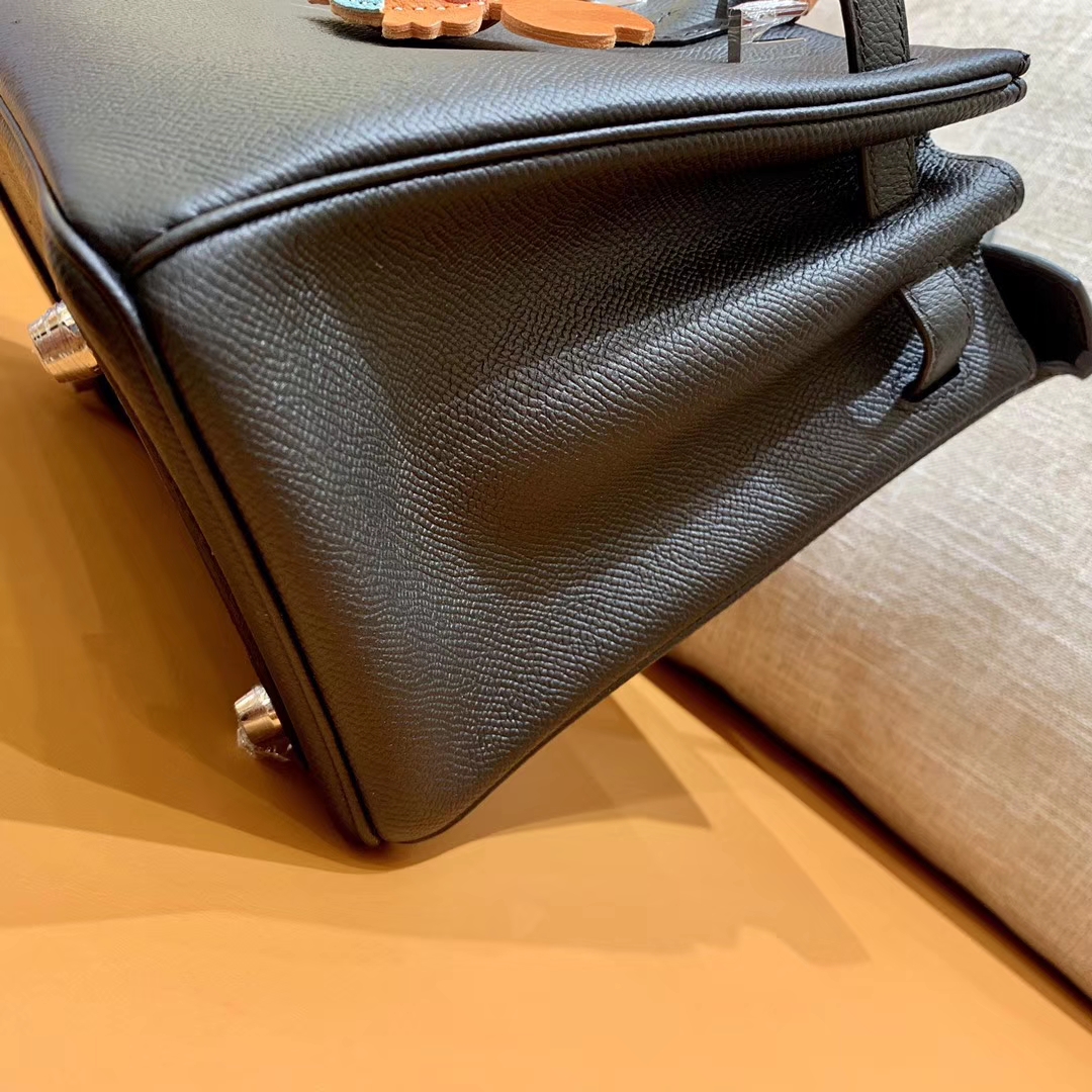 Hermès（爱马仕）Birkin 铂金包 黑色 掌纹牛皮 金扣 30cm 高订版本
