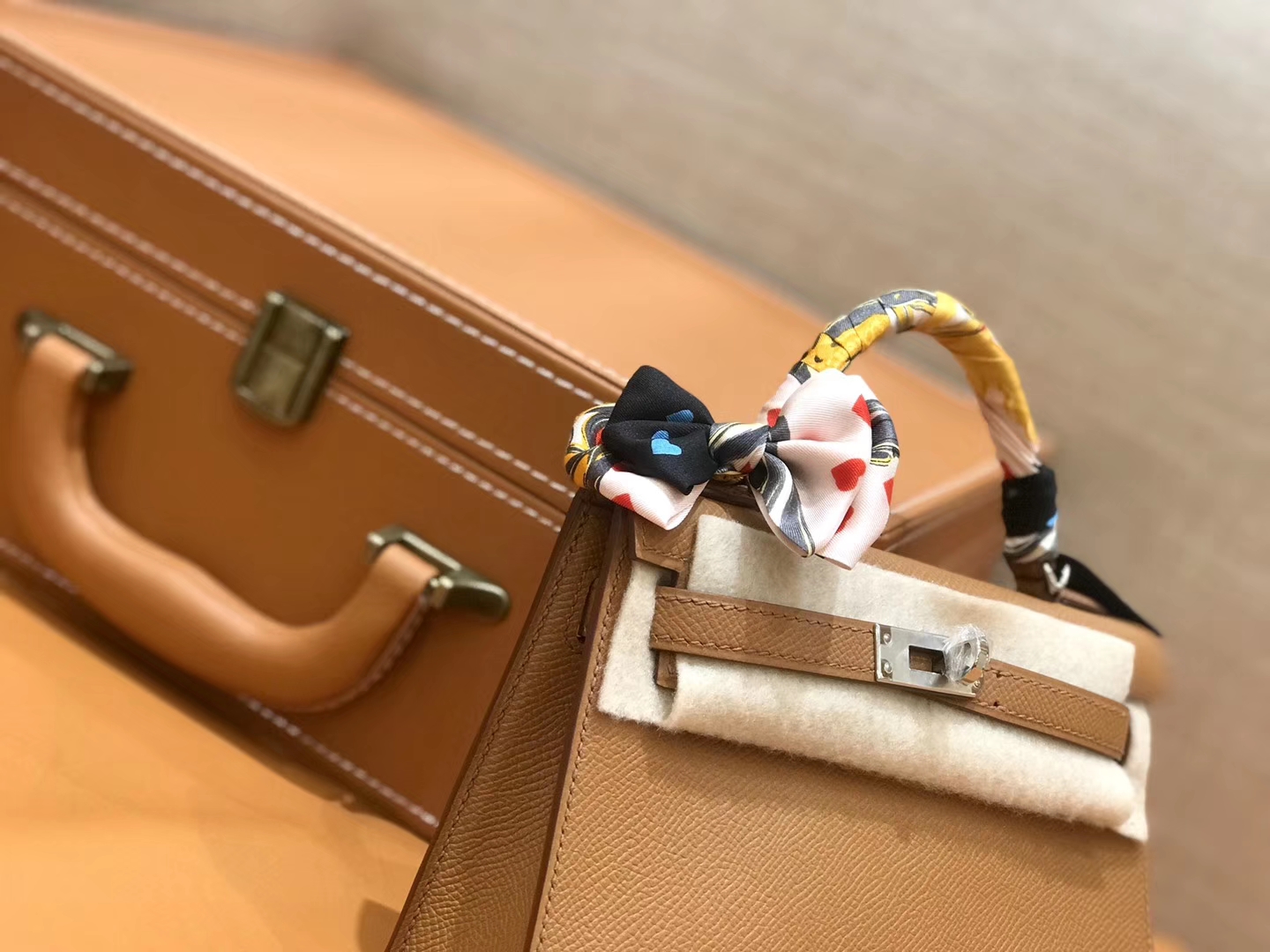Hermès（爱马仕）Mini kelly 迷你凯莉 太妃金 掌纹小牛皮 全手工缝制 臻品级别 银扣 19cm 现货