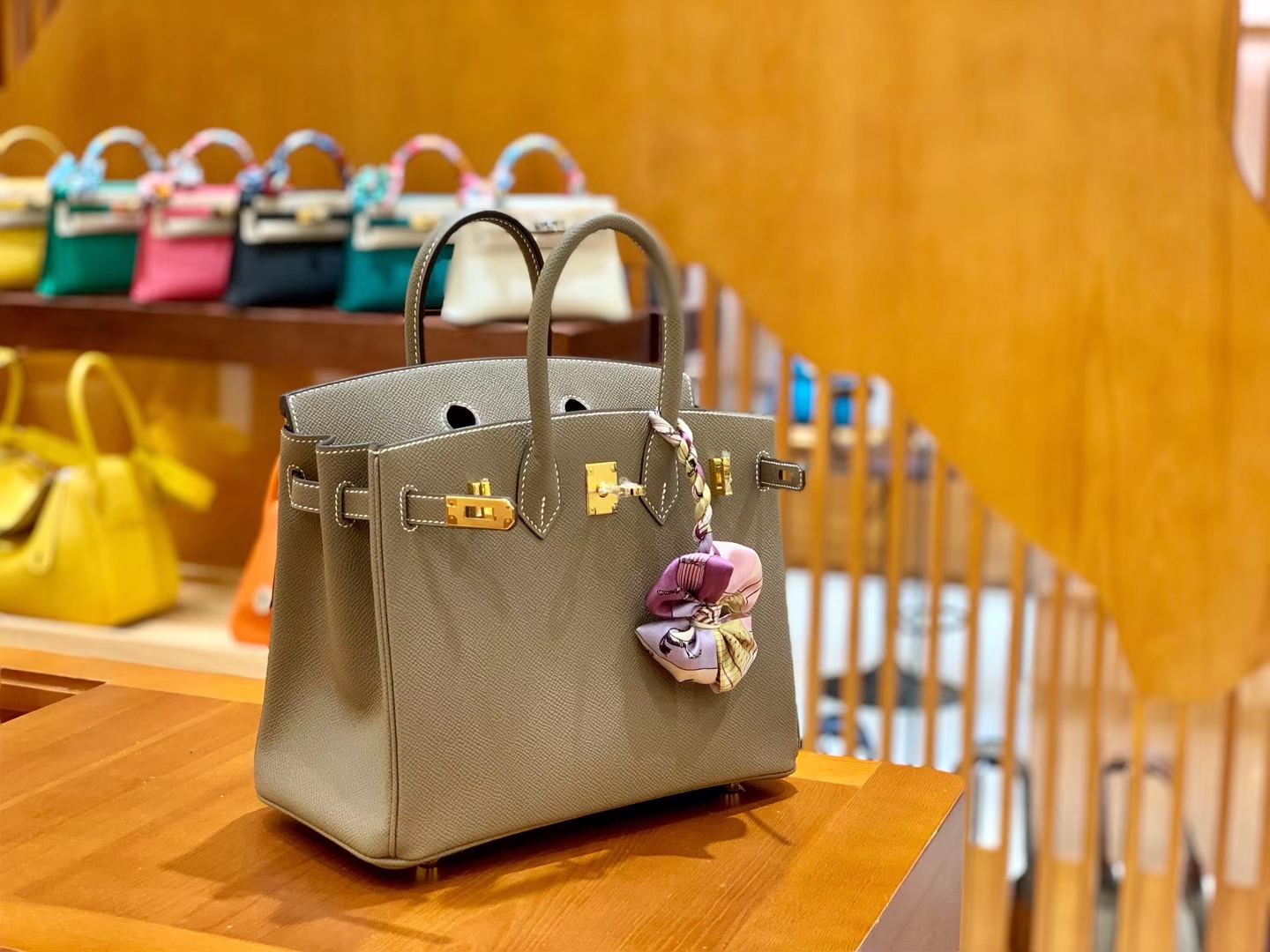 Hermès（爱马仕）Birkin 铂金包 大象灰 掌纹牛皮 金扣 30cm 高订版本