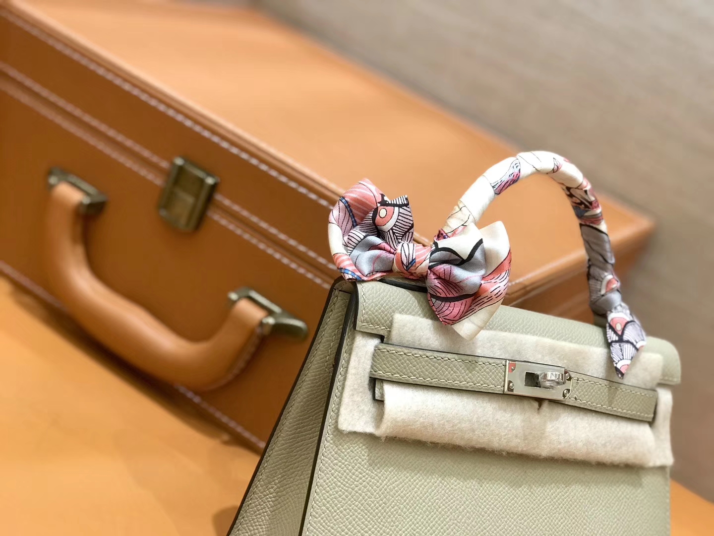 Hermès（爱马仕）Mini kelly 斑鸠灰 掌纹小牛皮 全手工缝制 臻品级别 19cm 银扣 现货
