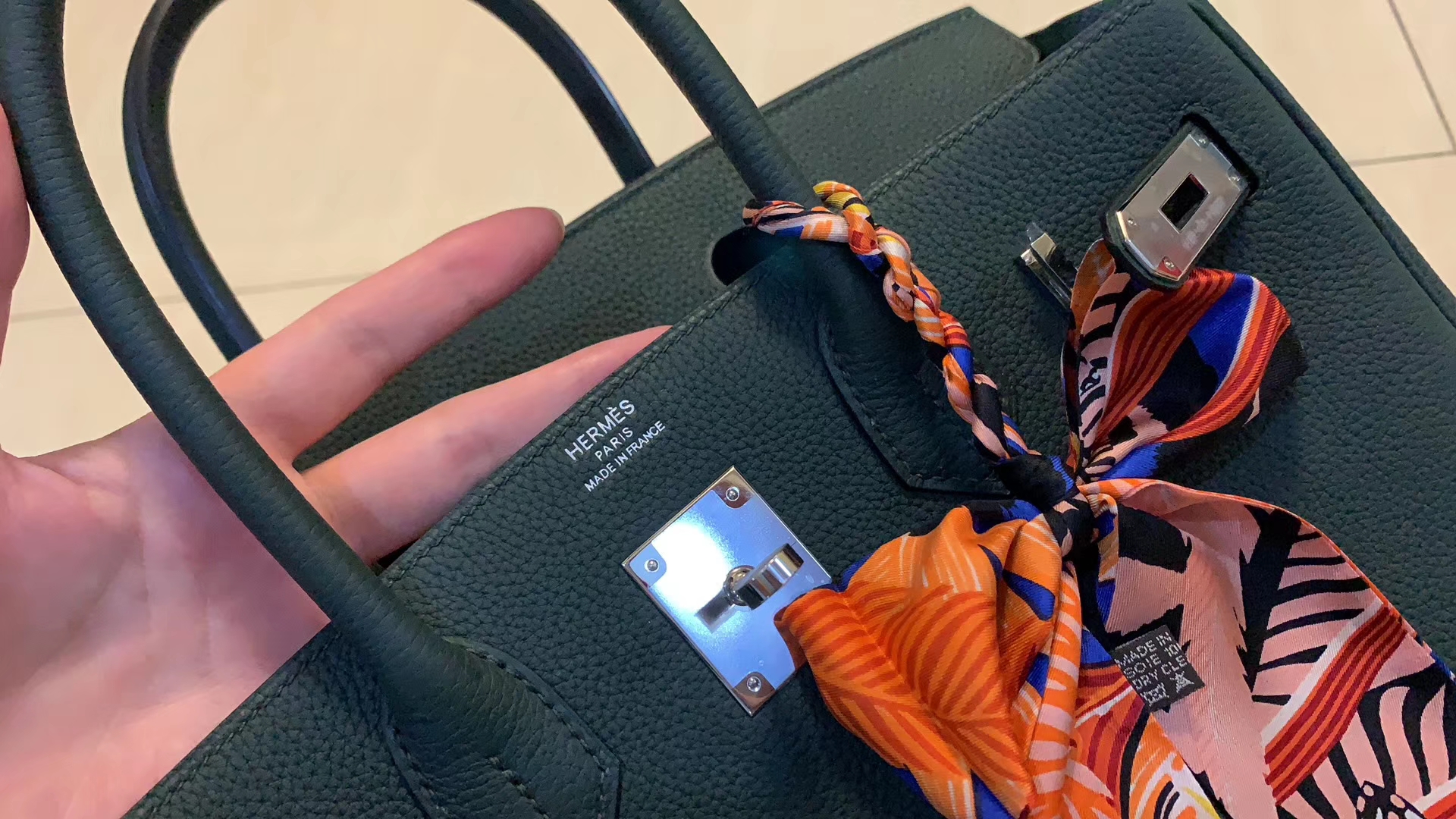 Hermès（爱马仕）Birkin 铂金包 烫金师傅的手艺 杠杠的