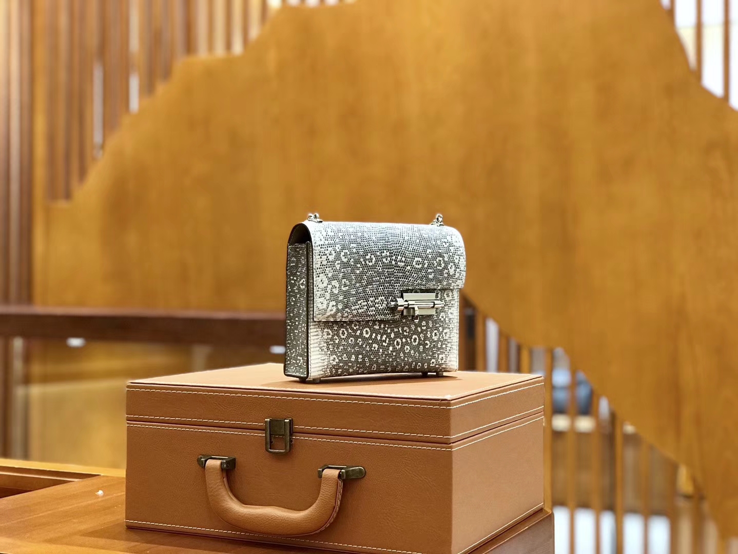 Hermès（爱马仕）Verrou 机关枪 17cm 蜥蜴皮 原色 顶级版本 高订现货