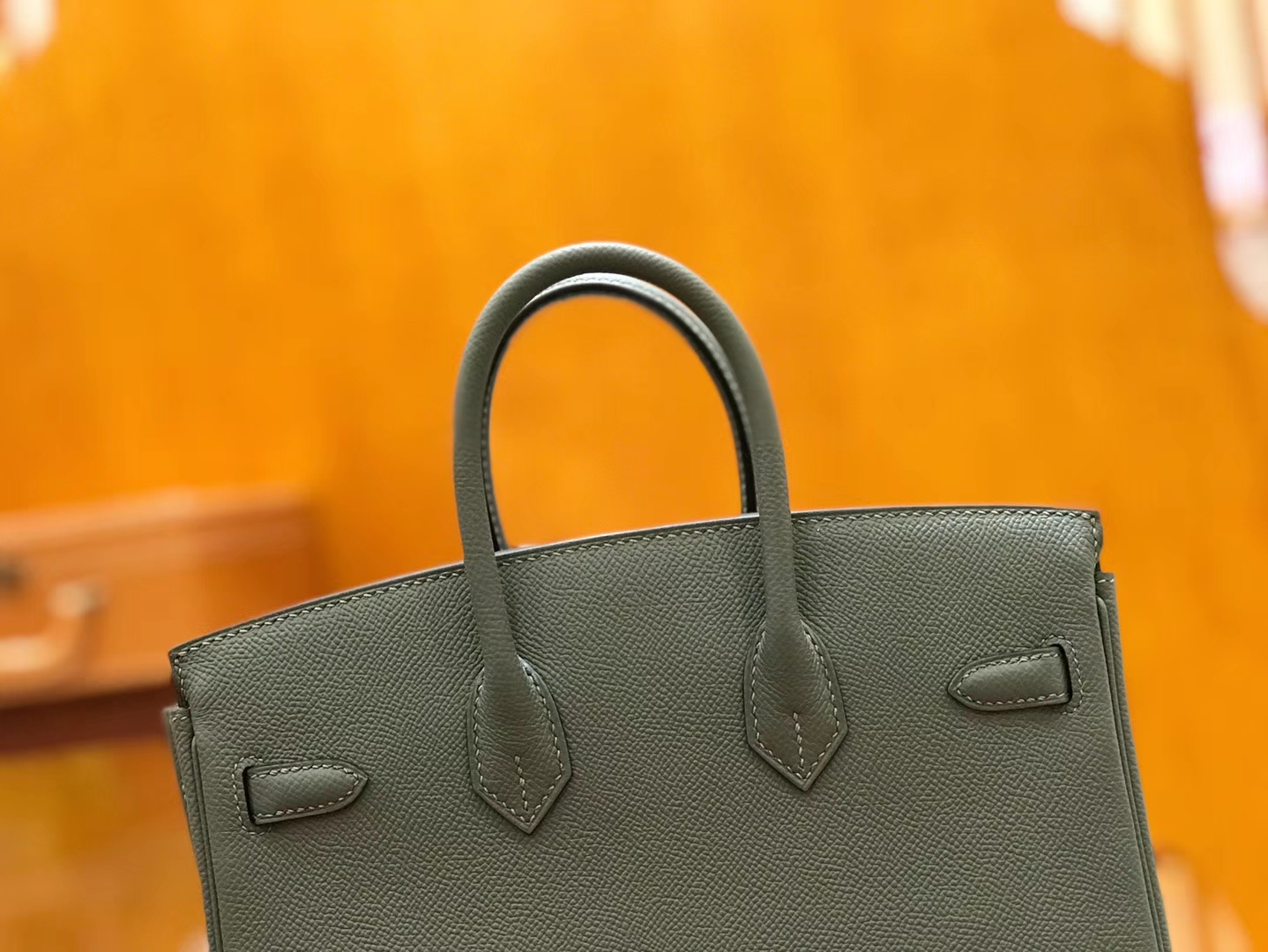 Hermès（爱马仕）Birkin 25cm 杏仁绿 金扣 掌纹牛皮 全手工缝制