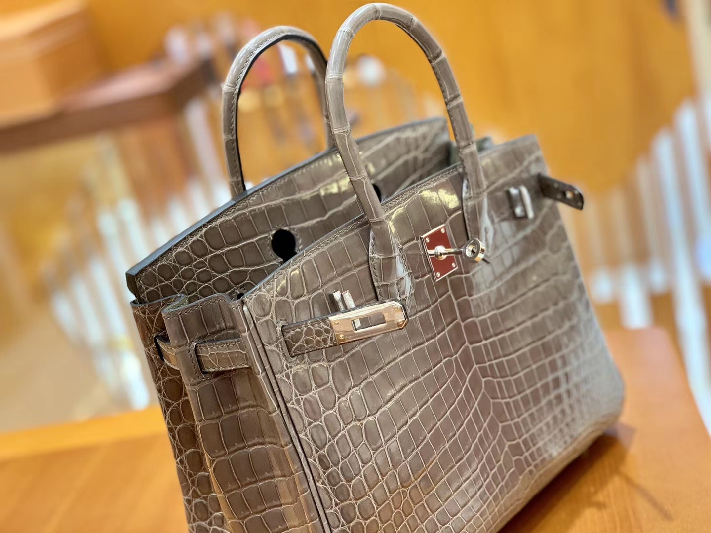 Hermès（爱马仕）Birkin 25cm 尼罗鳄鱼皮 斑鸠灰 银扣 全手工缝制