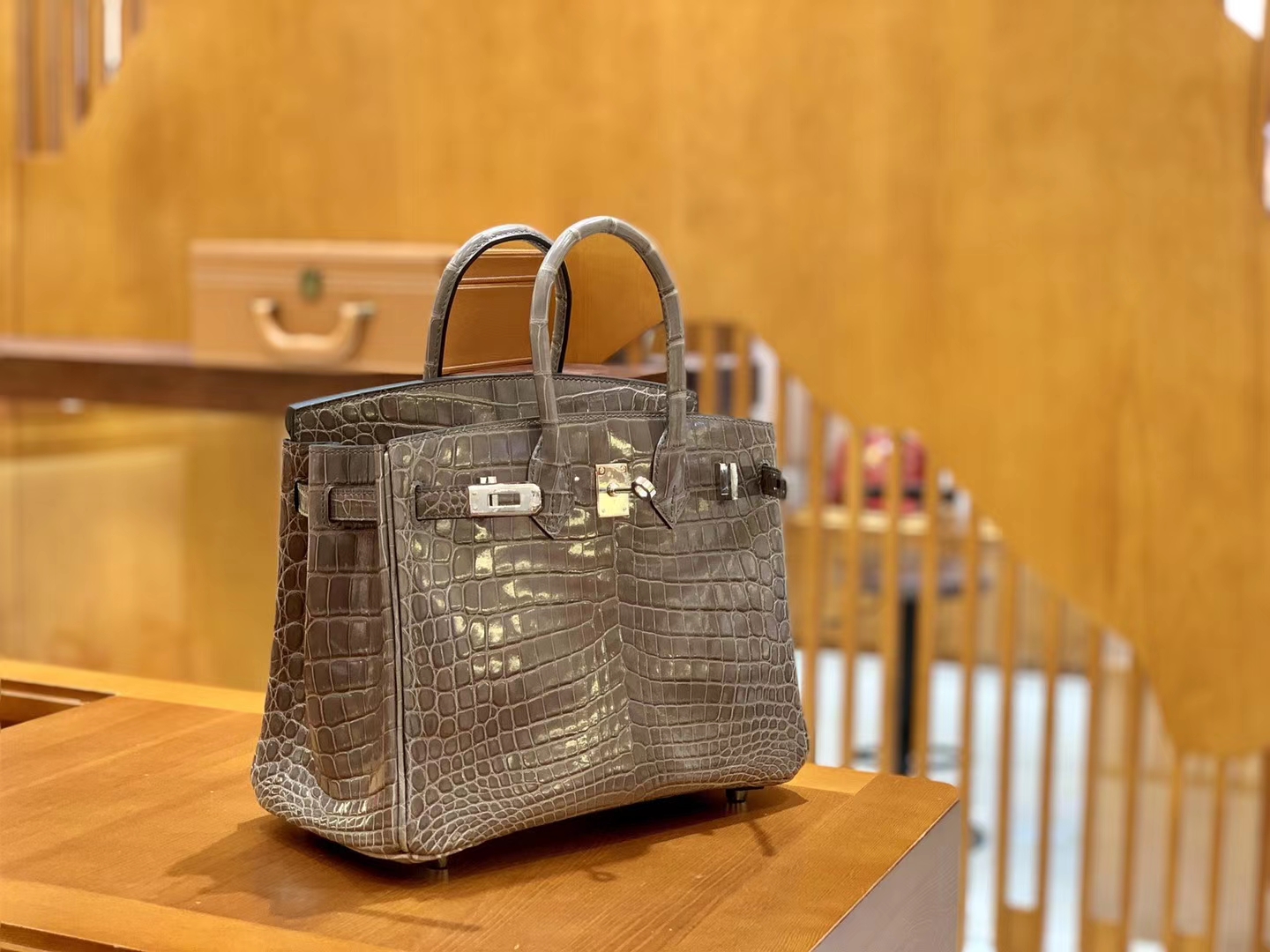 Hermès（爱马仕）Birkin 25cm 尼罗鳄鱼皮 斑鸠灰 银扣 全手工缝制
