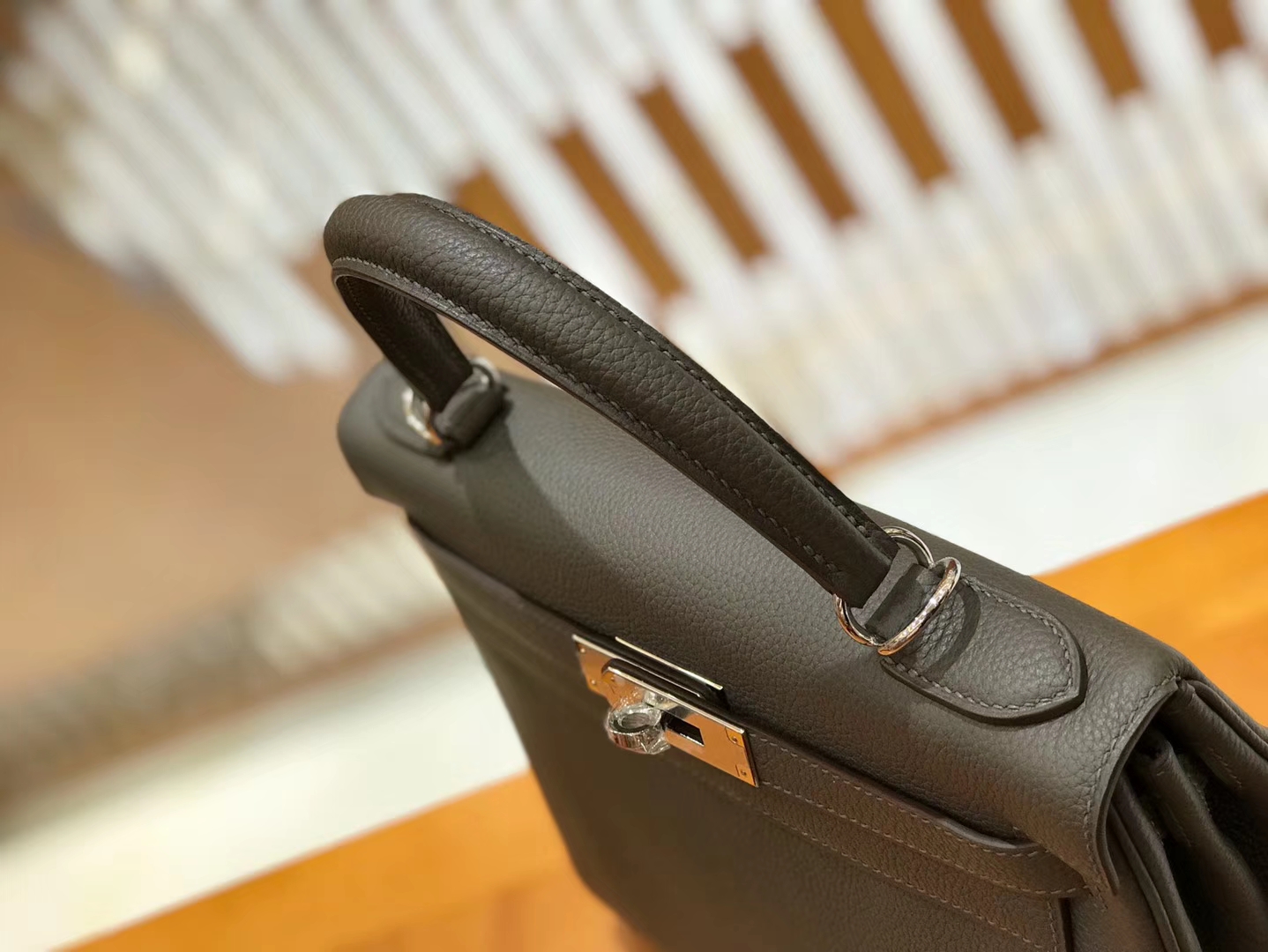 Hermès（爱马仕）Kelly 28cm togo 牛皮 锡器灰 银扣 全手工缝制 现货