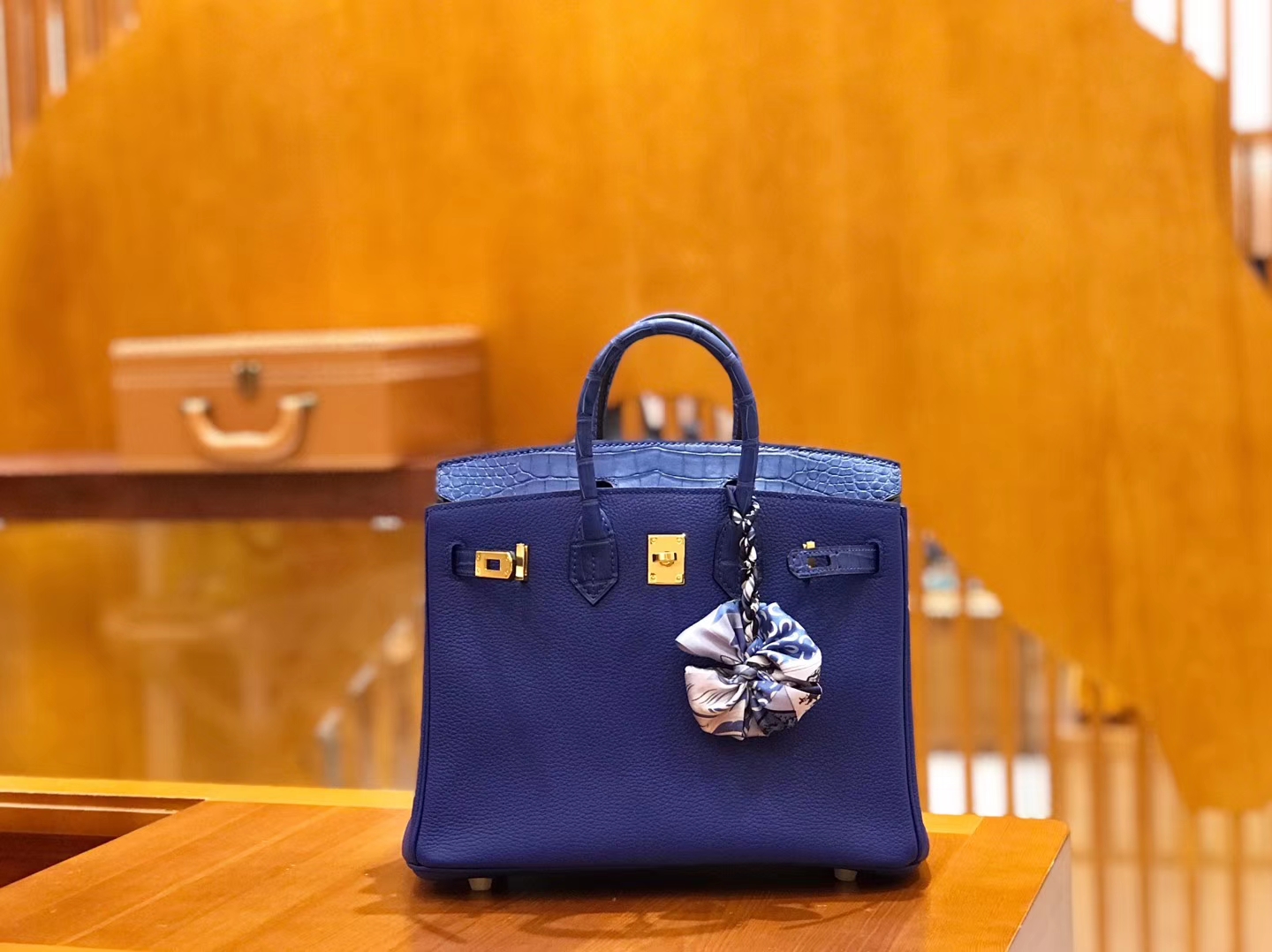 Hermès（爱马仕）Birkin 25cm Touch 电光蓝 鳄鱼皮拼牛皮 全手工缝制