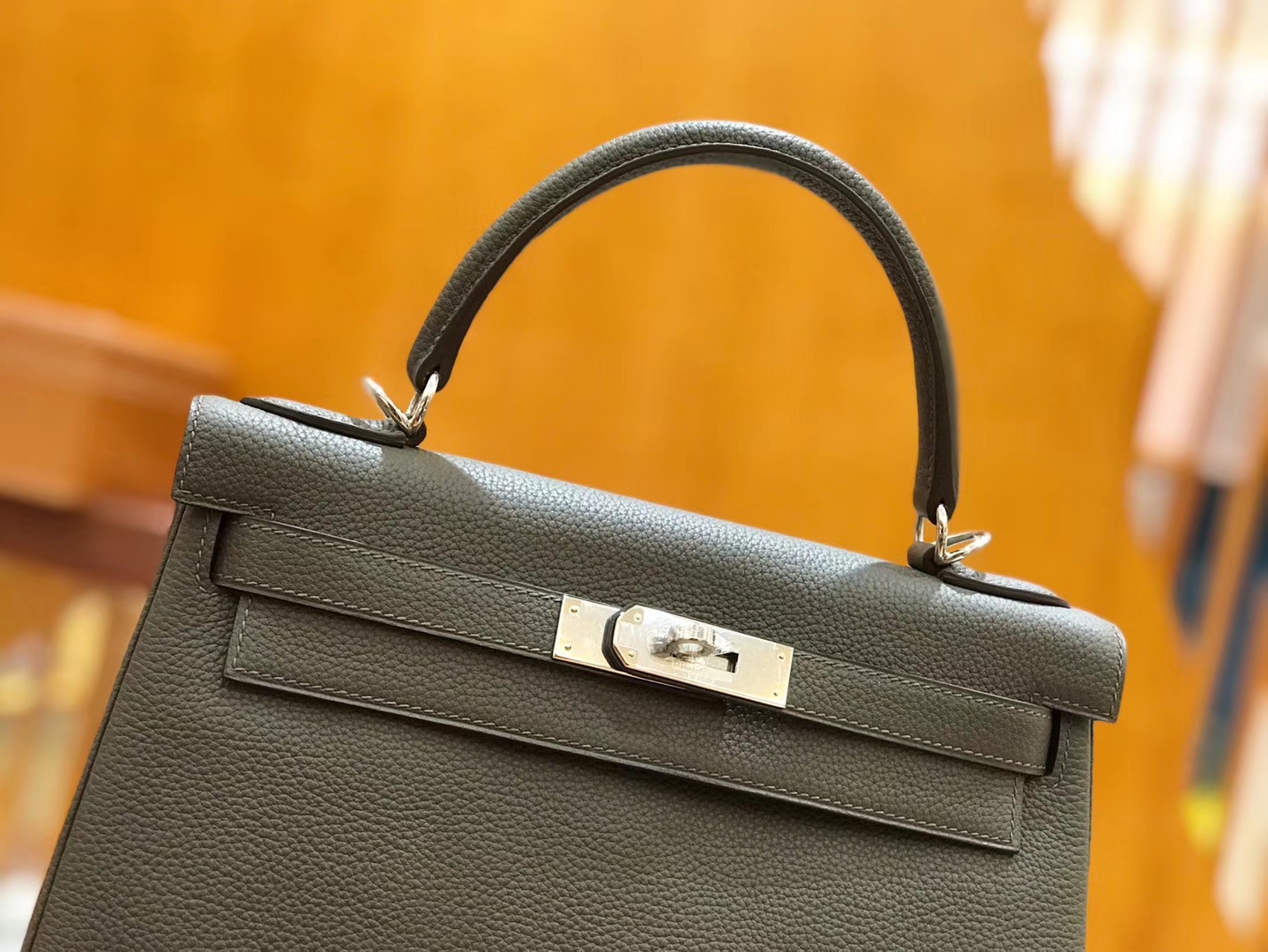 Hermès（爱马仕）Kelly 28cm togo 牛皮 锡器灰 银扣 全手工缝制 现货
