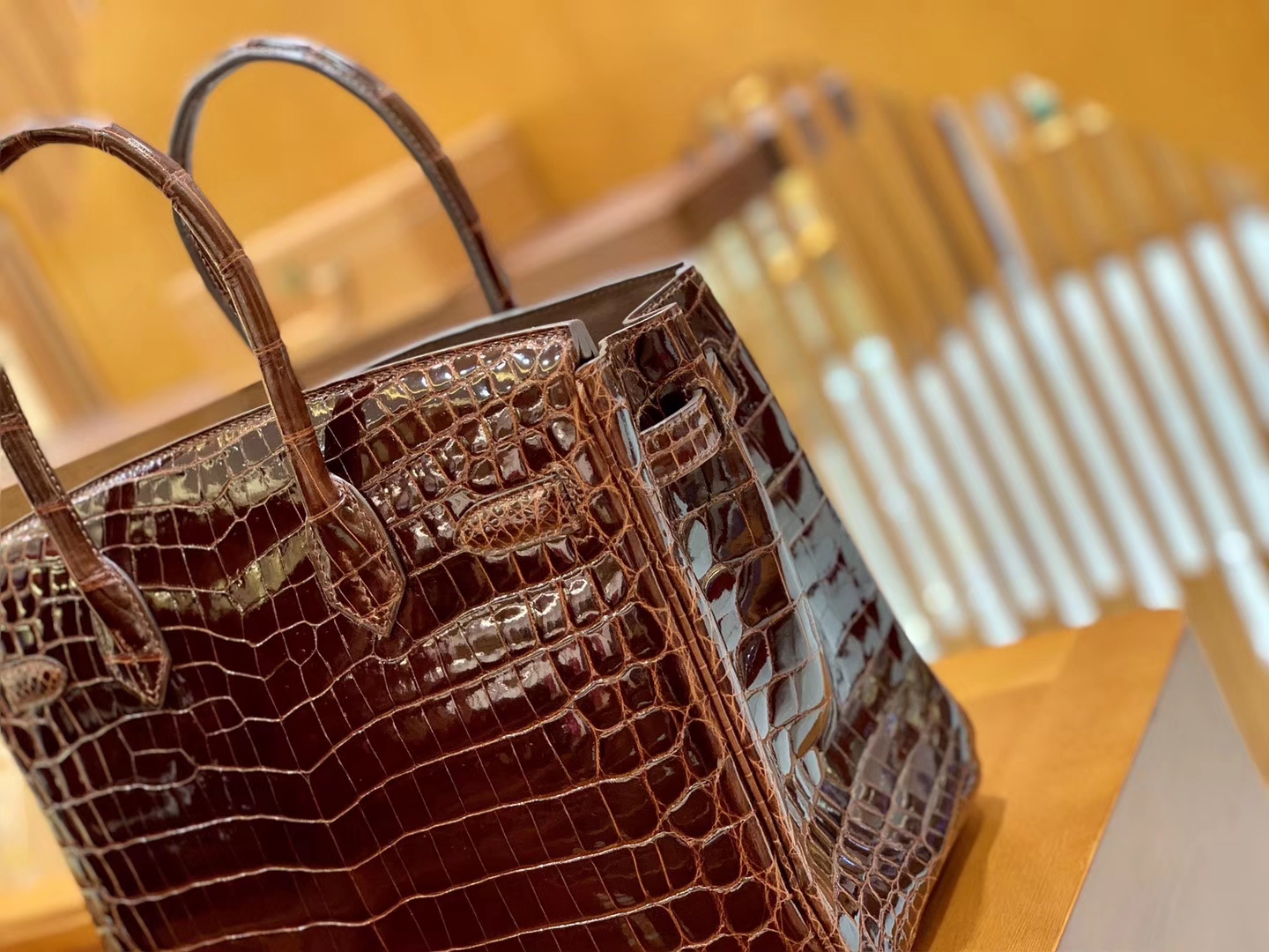 Hermès（爱马仕）Birkin 30cm 尼罗鳄鱼皮 板栗棕 金扣 全手工缝制
