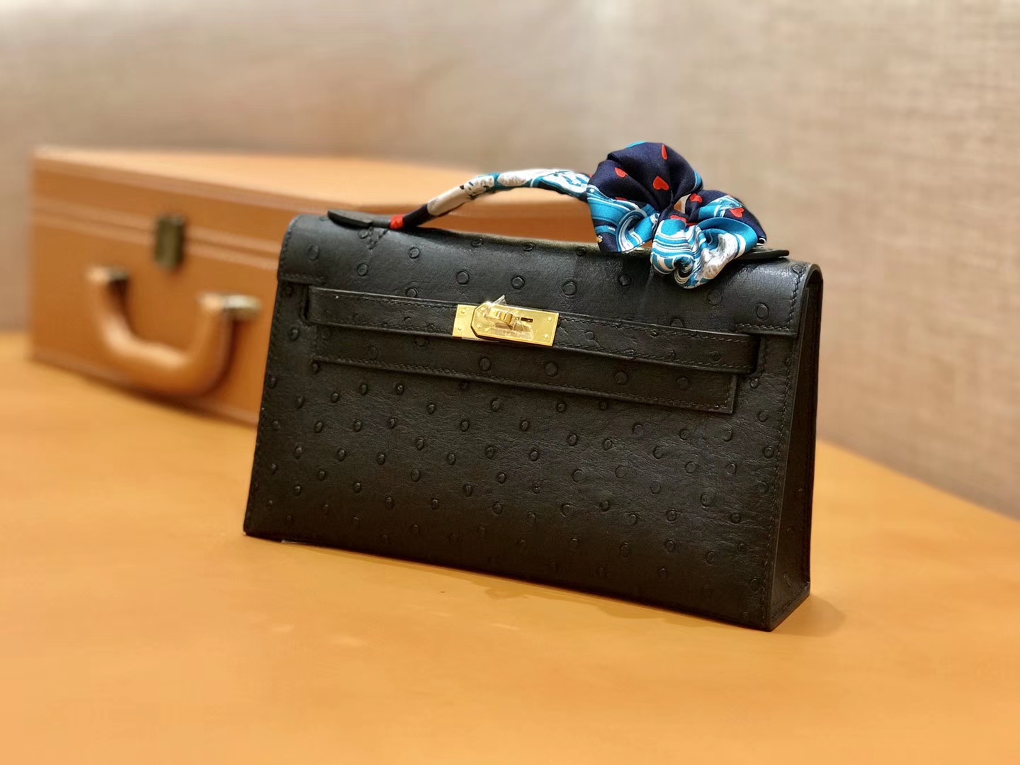Hermès（爱马仕）MiniKelly 迷你凯莉 黑色 鸵鸟皮 1代 金扣 22cm