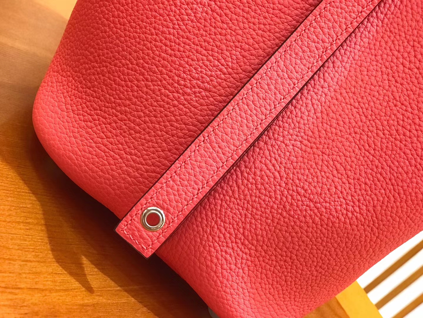 Hermès（爱马仕）Piction 18cm 唇膏粉 银扣 Togo小牛皮 全手工缝制