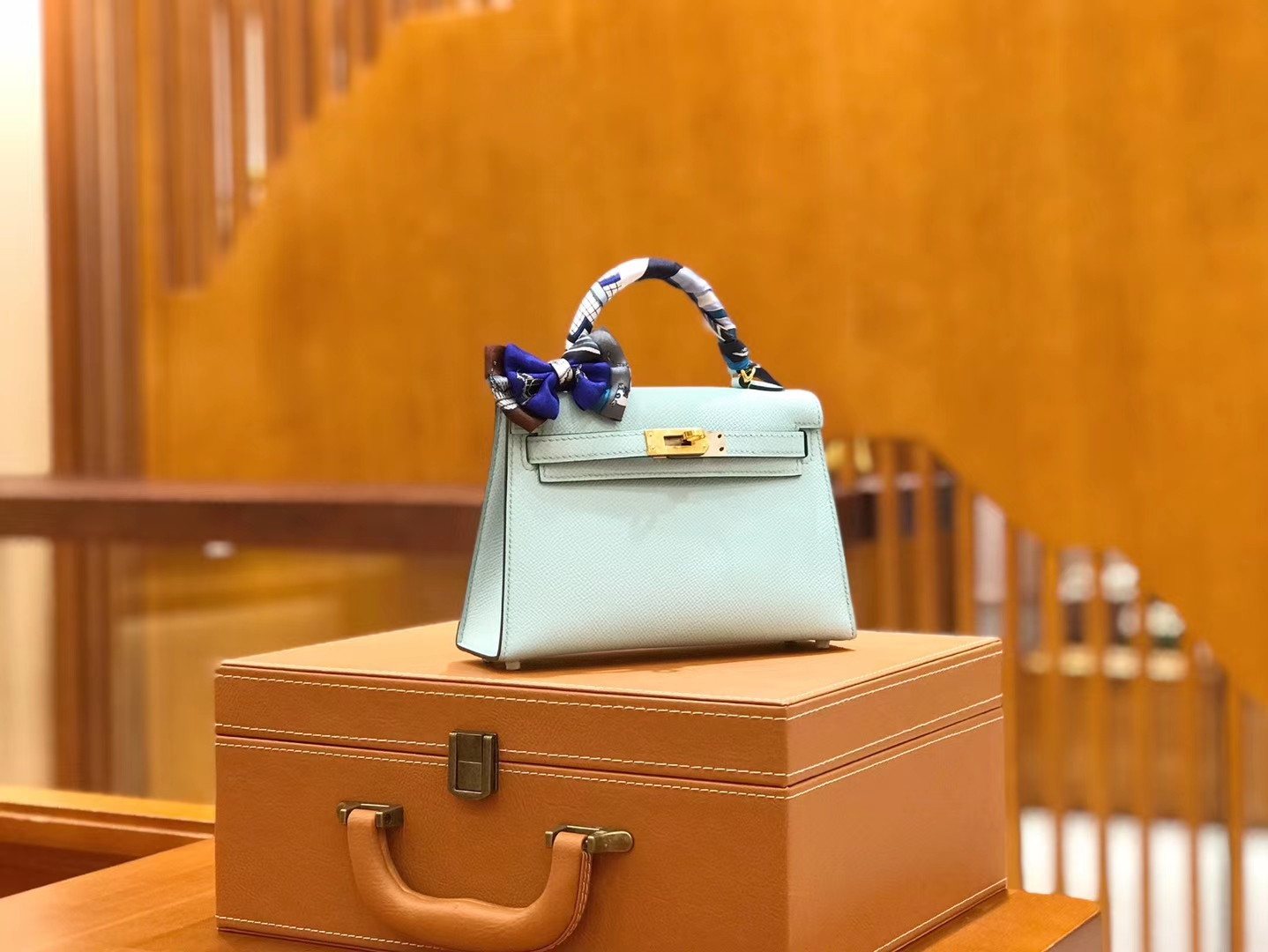Hermès（爱马仕）Mini Kelly 19cm 微风蓝 金扣 新增现货