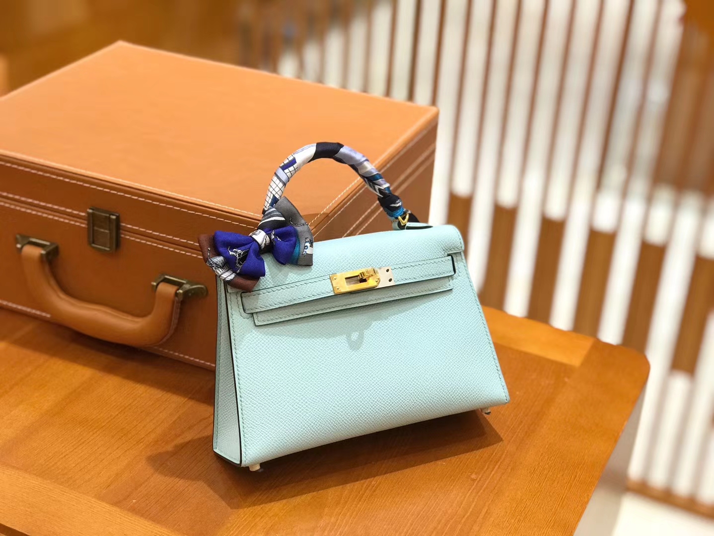 Hermès（爱马仕）Mini Kelly 19cm 微风蓝 金扣 新增现货