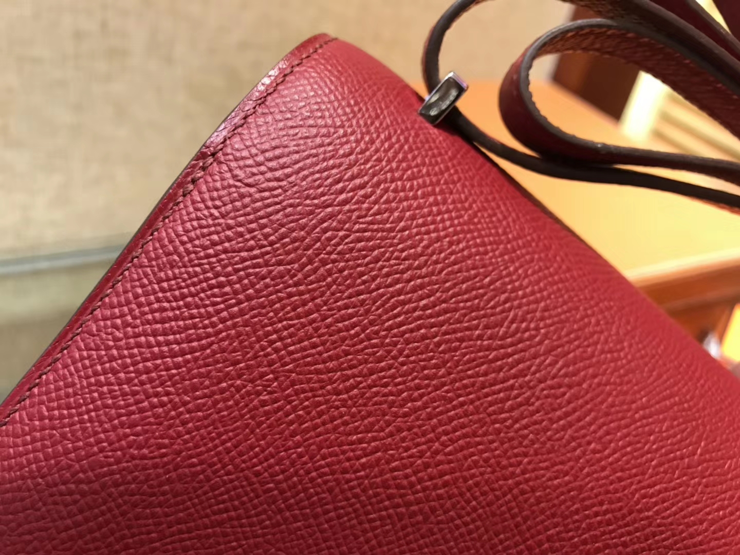 Hermès（爱马仕）Constance 18cm 石榴红 珐琅银扣 掌纹牛皮 全手工缝制 现货