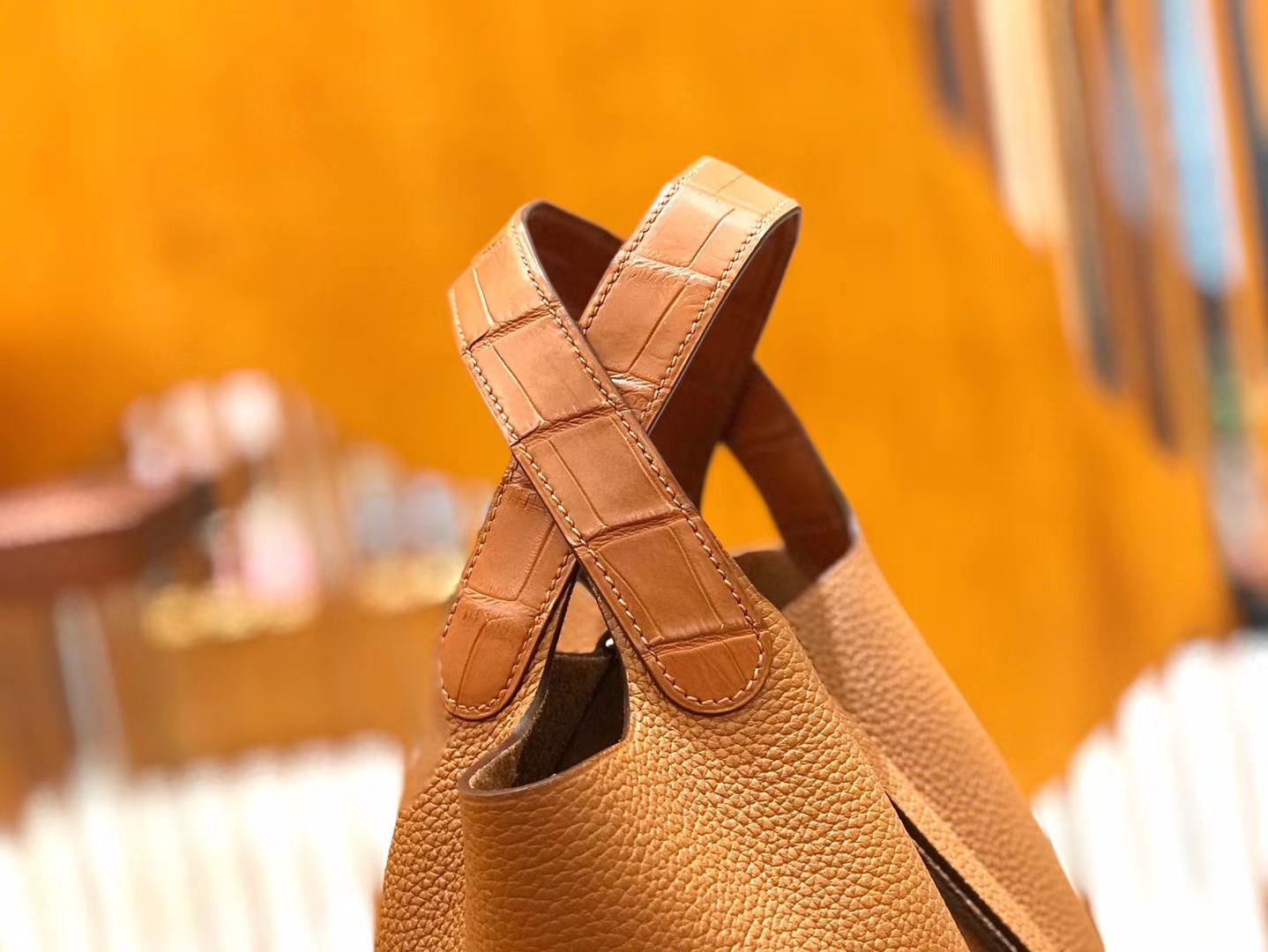 Hermès（爱马仕）Piction 18cm 焦糖棕 银扣 鳄鱼皮拼小牛皮 全手工缝制