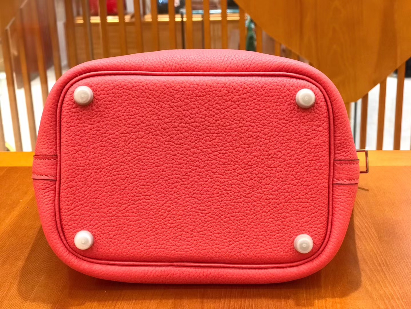 Hermès（爱马仕）Piction 18cm 唇膏粉 银扣 Togo小牛皮 全手工缝制