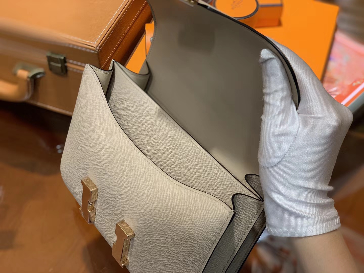 Hermès（爱马仕）Constance 24cm 斑鸠灰 金扣 掌纹牛皮 全手工缝制 现货