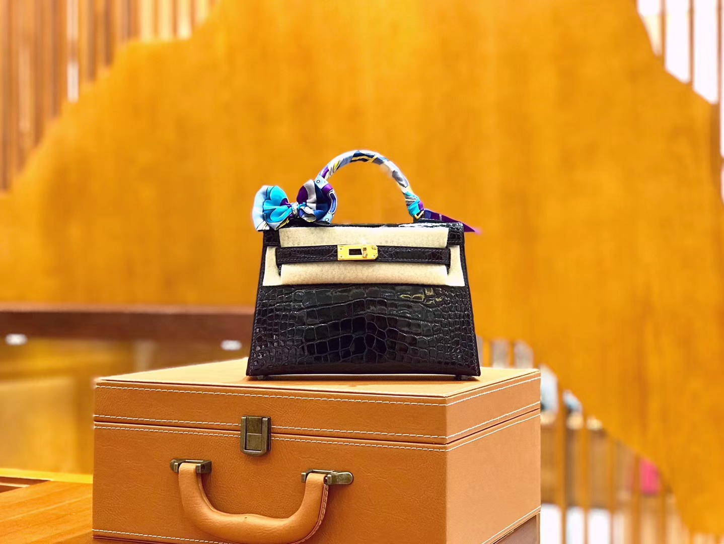 Hermès（爱马仕）迷你 2代 19cm 美洲鳄鱼 茄子紫 全手工缝制 新增现货