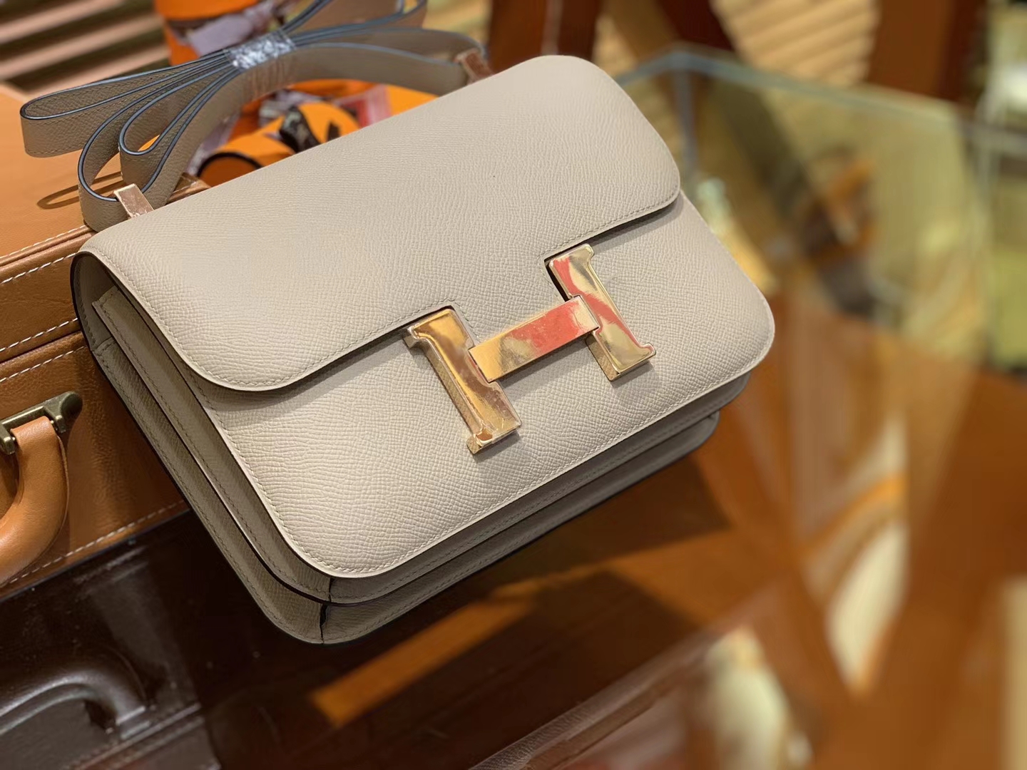 Hermès（爱马仕）Constance 24cm 斑鸠灰 金扣 掌纹牛皮 全手工缝制 现货