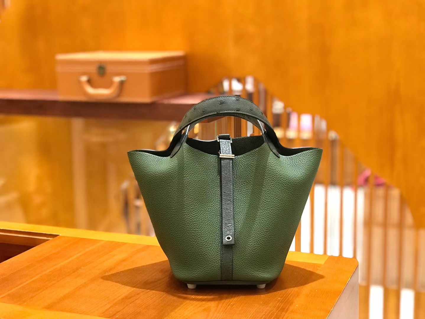 Hermès（爱马仕）Piction 18cm 丛林绿 银扣 鸵鸟皮拼小牛皮 全手工缝制