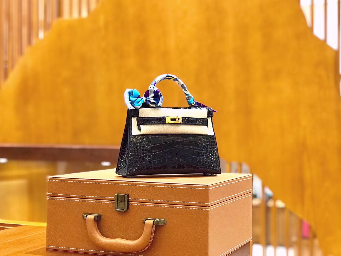 Hermès（爱马仕）迷你 2代 19cm 美洲鳄鱼 茄子紫 全手工缝制 新增现货
