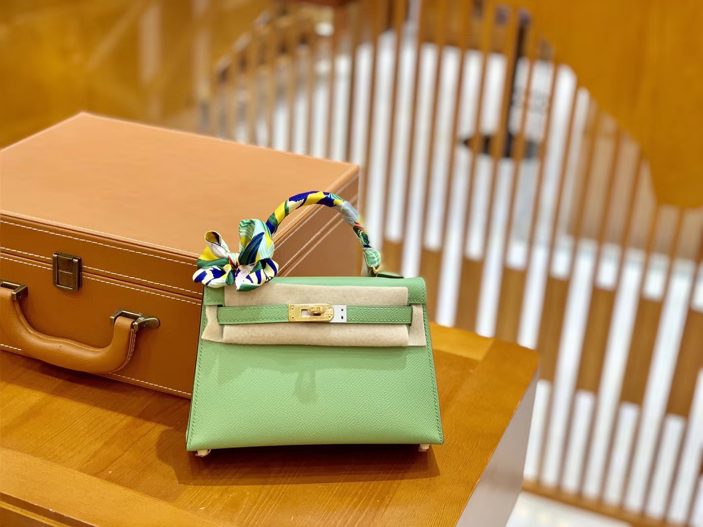 Hermès（爱马仕）迷你2代 19cm 掌纹牛皮 牛油果绿 金扣 新增现货 小仙女‍必备