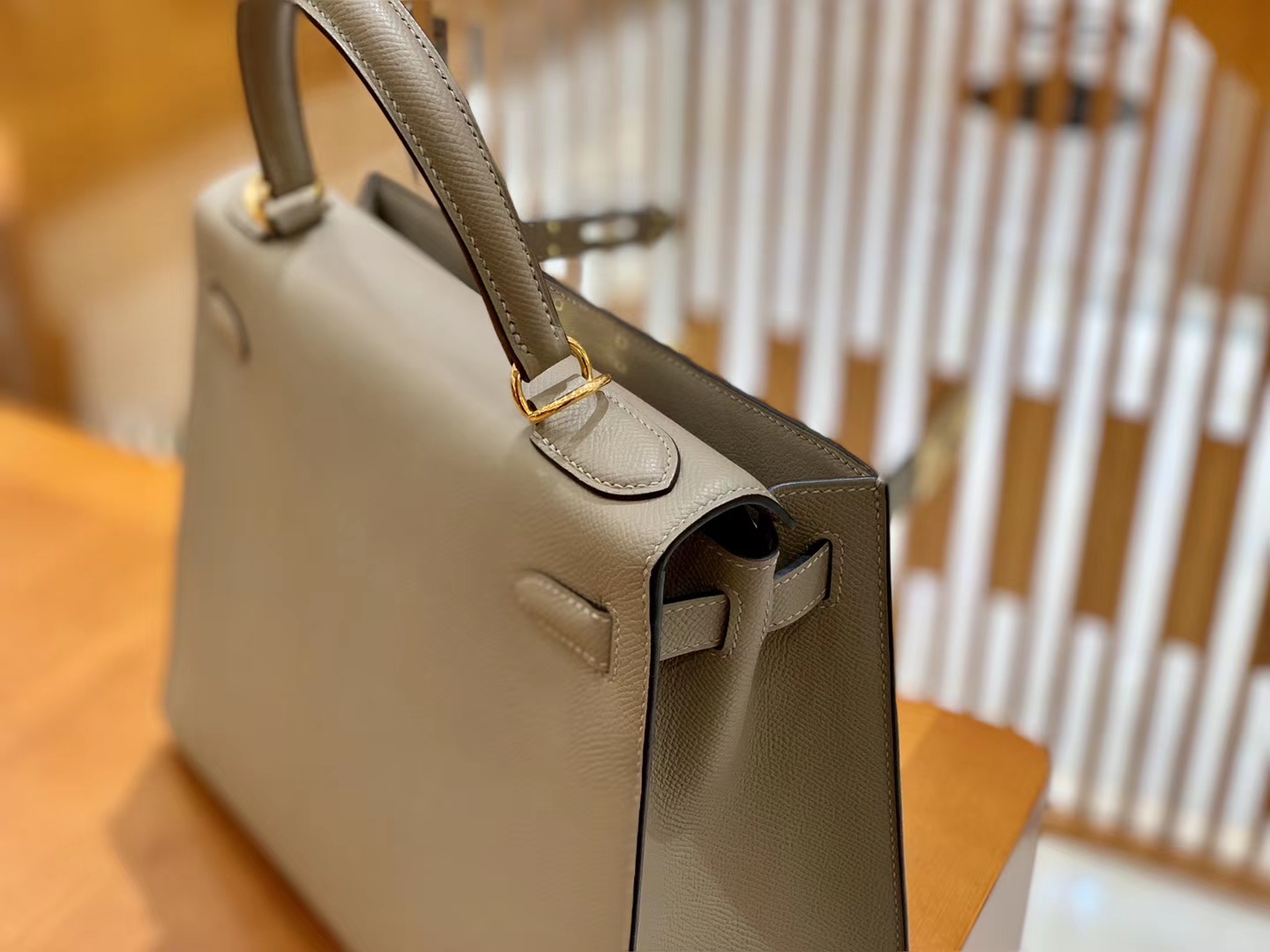 Hermès（爱马仕）Kelly 28cm 掌纹 牛皮 沥青灰 高订工序版本 全手工缝制