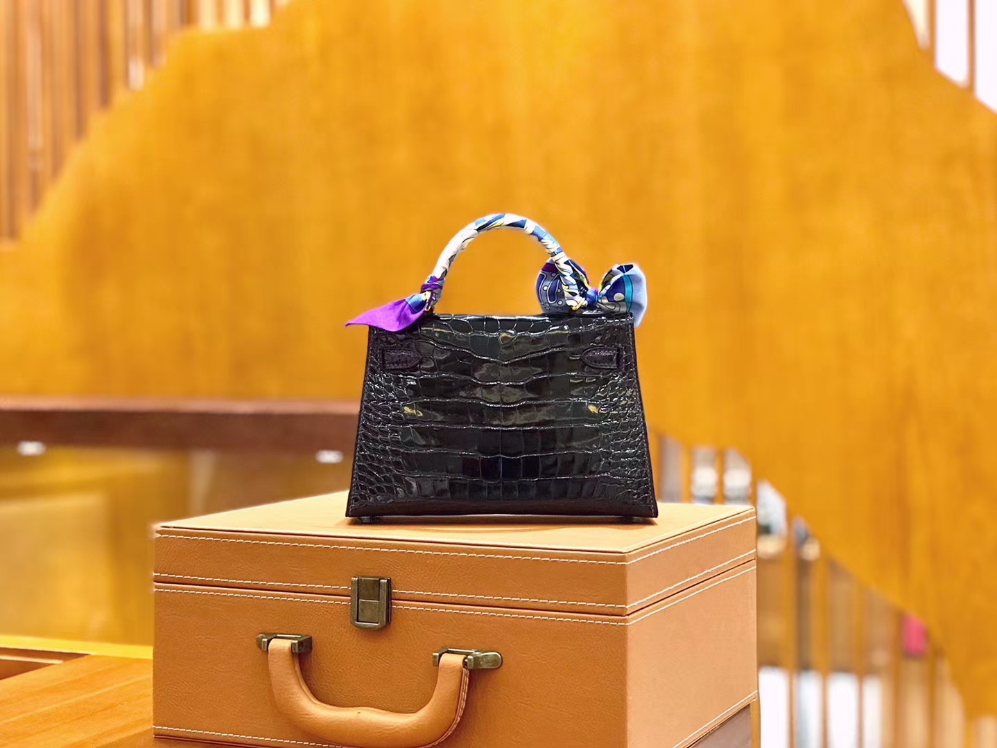 Hermès（爱马仕）迷你 2代 19cm 美洲鳄鱼 茄子紫 全手工缝制 新增现货