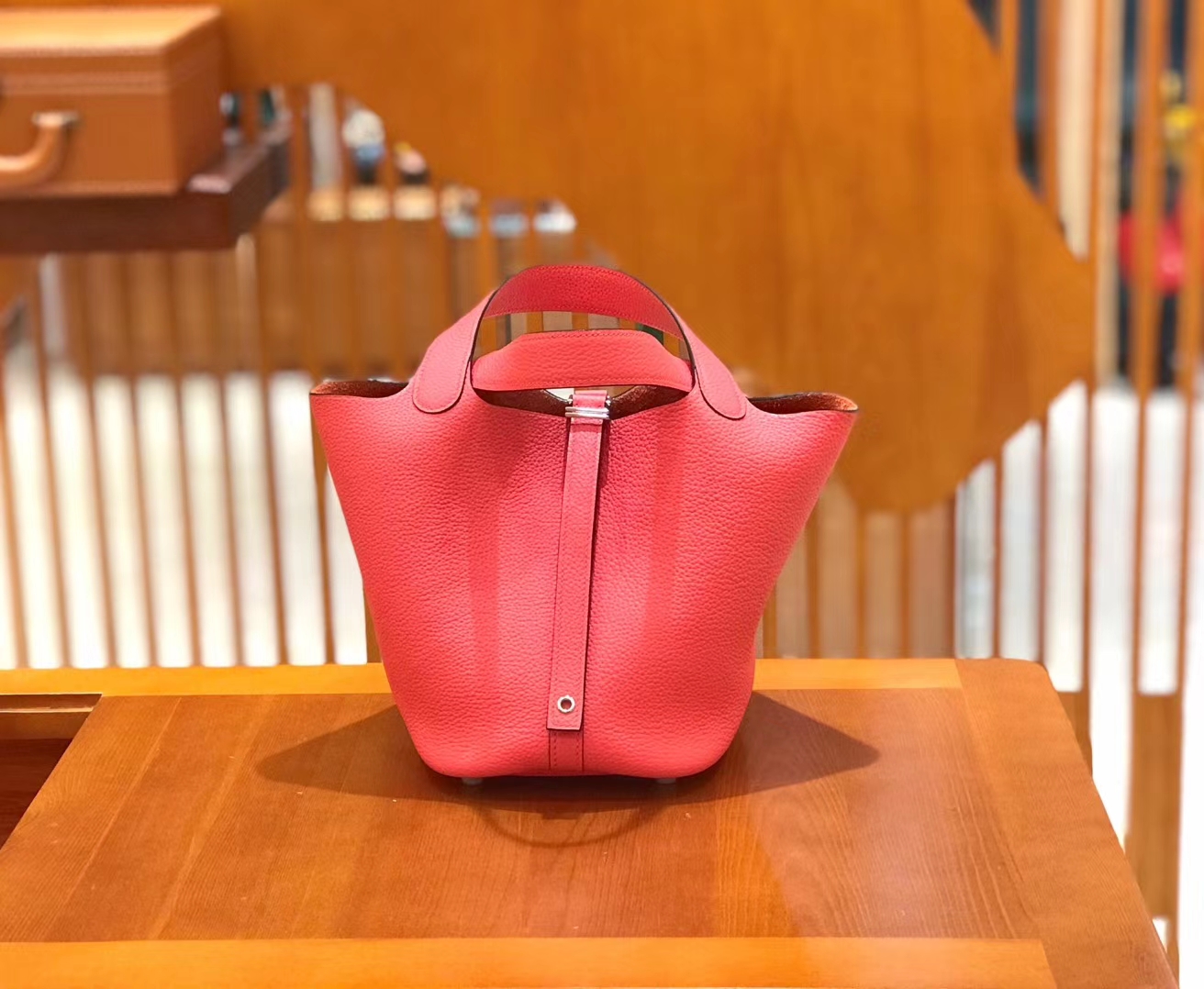 Hermès（爱马仕）Piction 18cm 唇膏粉 银扣 Togo小牛皮 全手工缝制