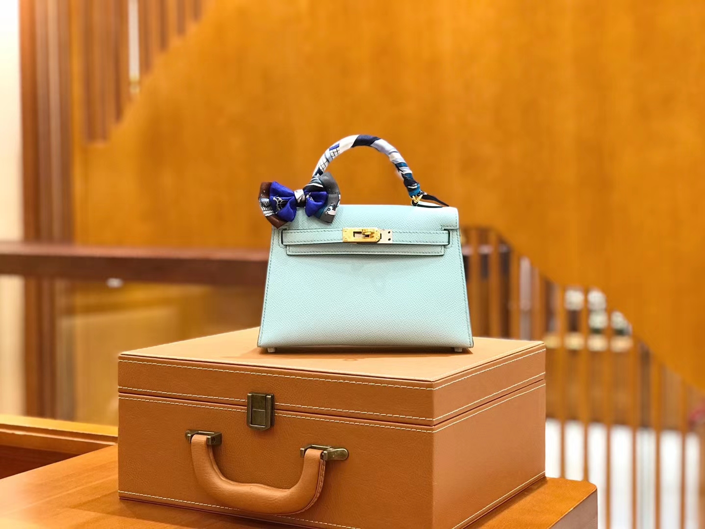 Hermès（爱马仕）Mini Kelly 19cm 微风蓝 金扣 新增现货