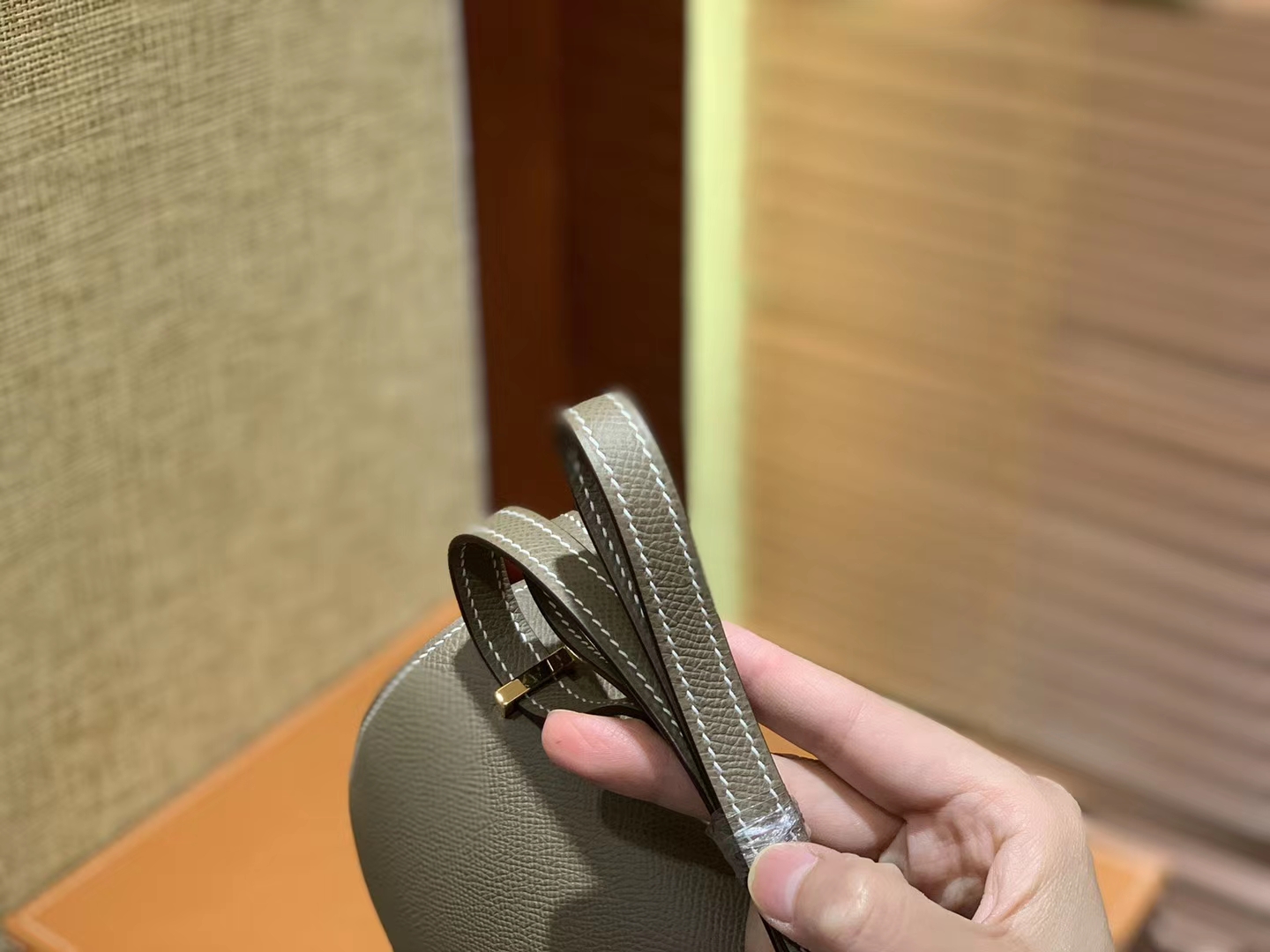 Hermès（爱马仕）Constance 18cm 大象灰 金扣 掌纹牛皮 全手工缝制 现货
