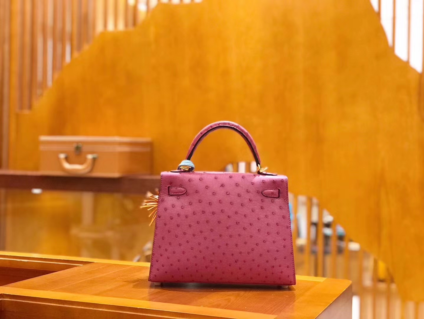 Hermès（爱马仕）Kelly 28cm 鸢尾紫 金扣 南非kk级鸵鸟皮 原版蜜蜡线 顶级手工缝制