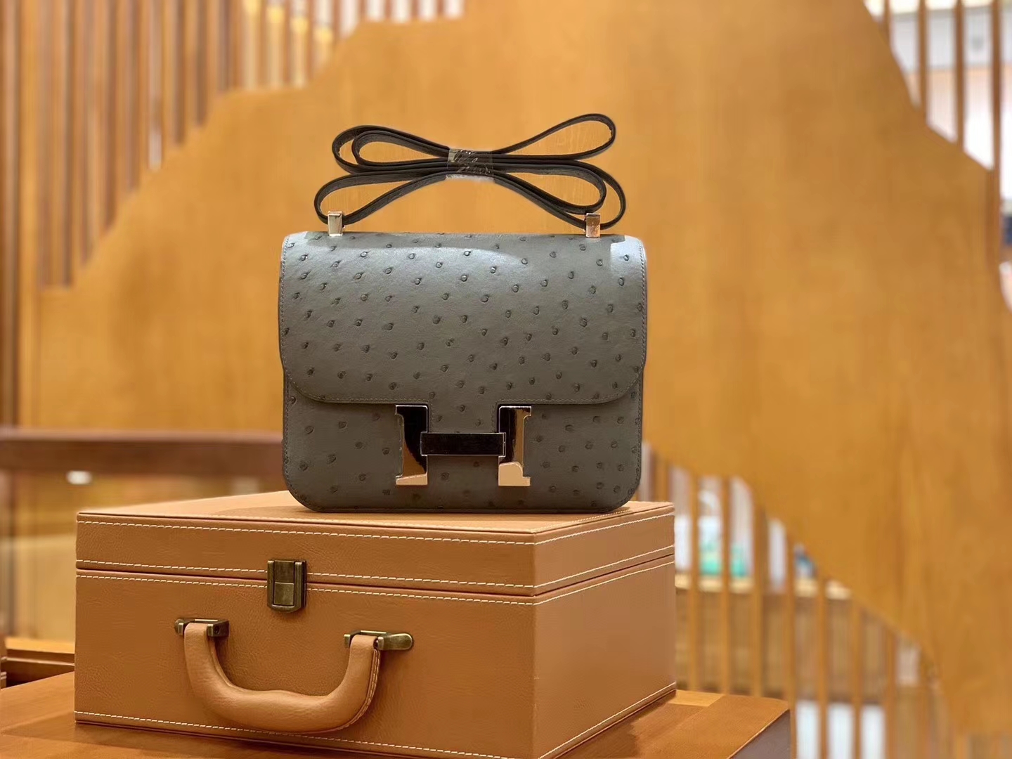 Hermès（爱马仕）Constance 23cm 冰川灰 南非KK级鸵鸟皮 银扣 原版蜜蜡线 顶级手缝