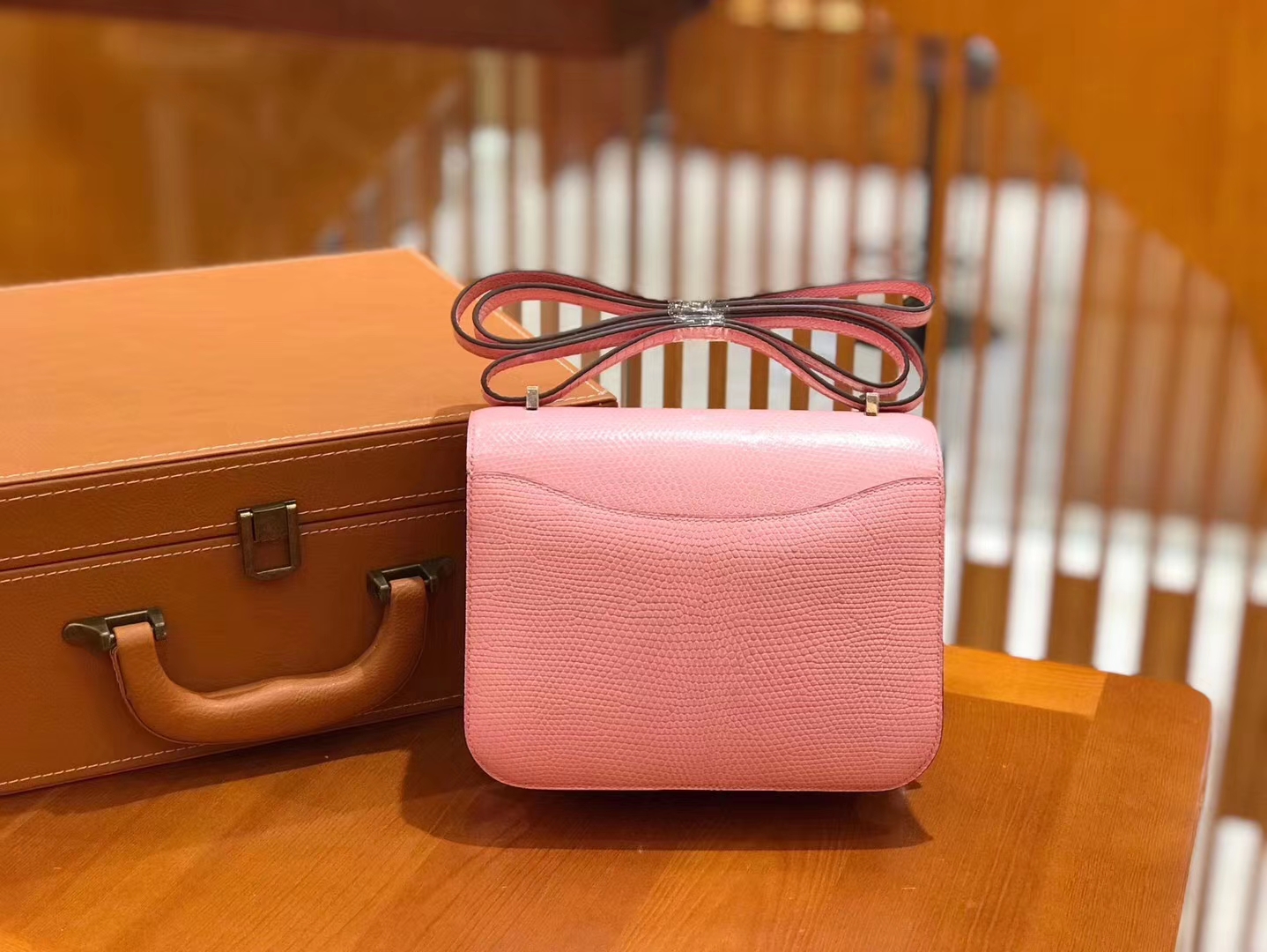 Hermès（爱马仕）Constance 18cm 3Q粉 南非野生蜥蜴皮 银扣 原版蜜蜡线 顶级手缝