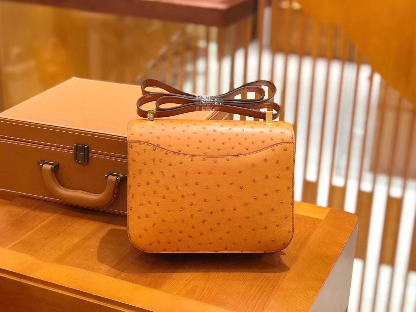 Hermès（爱马仕）Constance 23cm 金棕色 南非KK级鸵鸟皮 金扣 原版蜜蜡线 顶级手缝