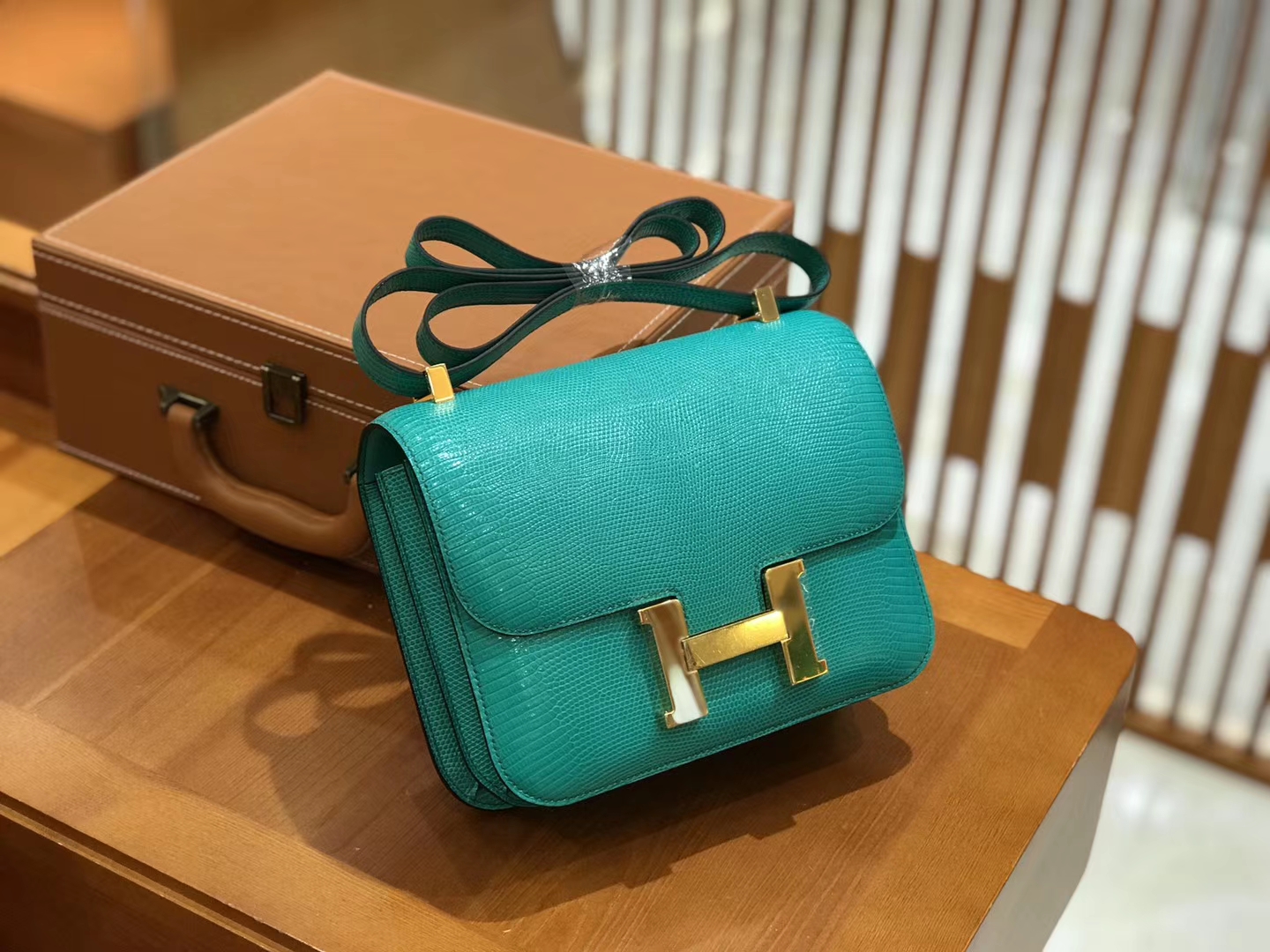 Hermès（爱马仕）Constance 维罗纳绿 南非野生蜥蜴皮 金扣 24cm 原版蜜蜡线 顶级手工
