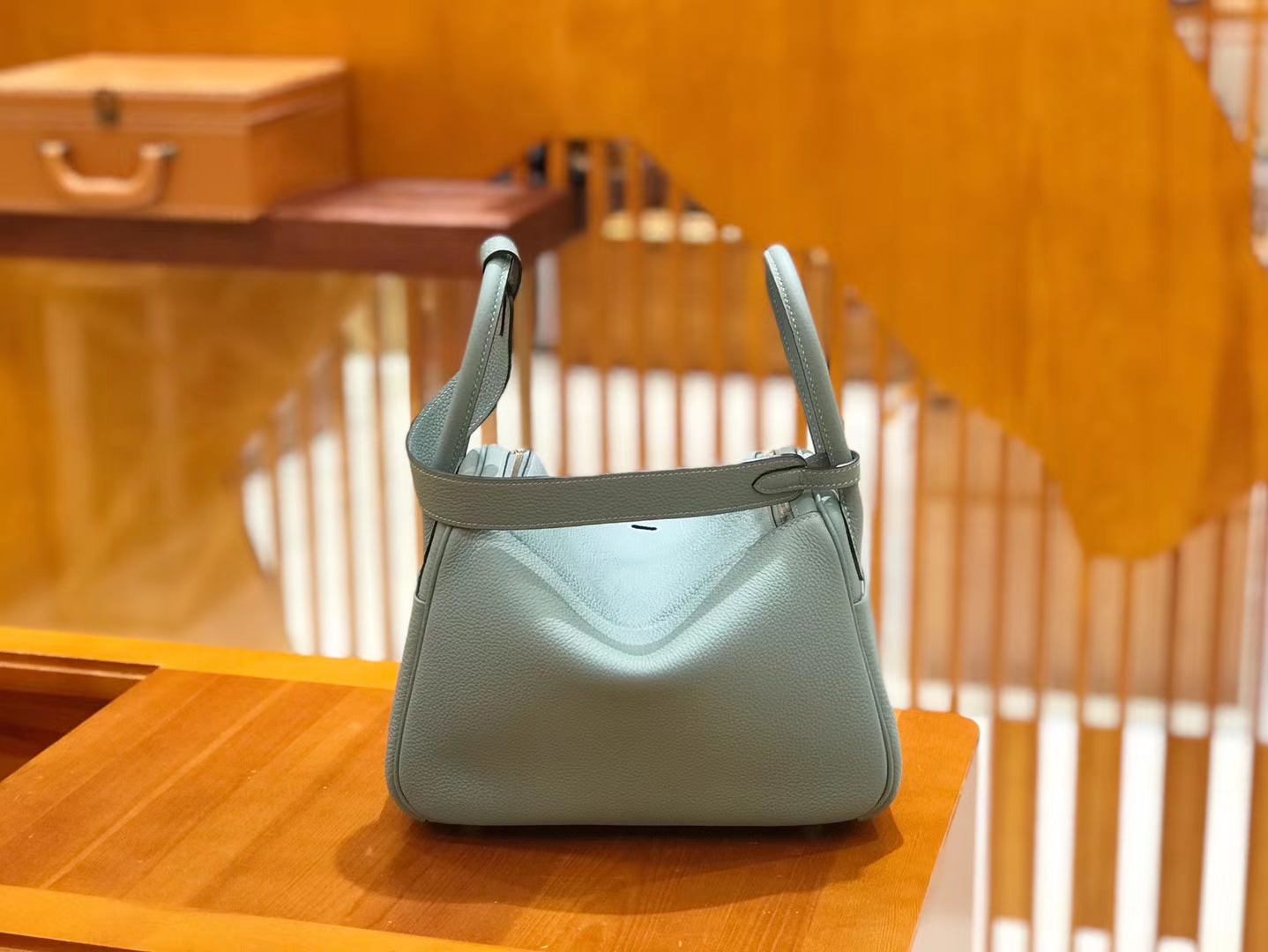 Hermès（爱马仕）Lindy 26cm 天青蓝 Togo小牛皮 银扣 原版蜜蜡线 顶级手工缝制