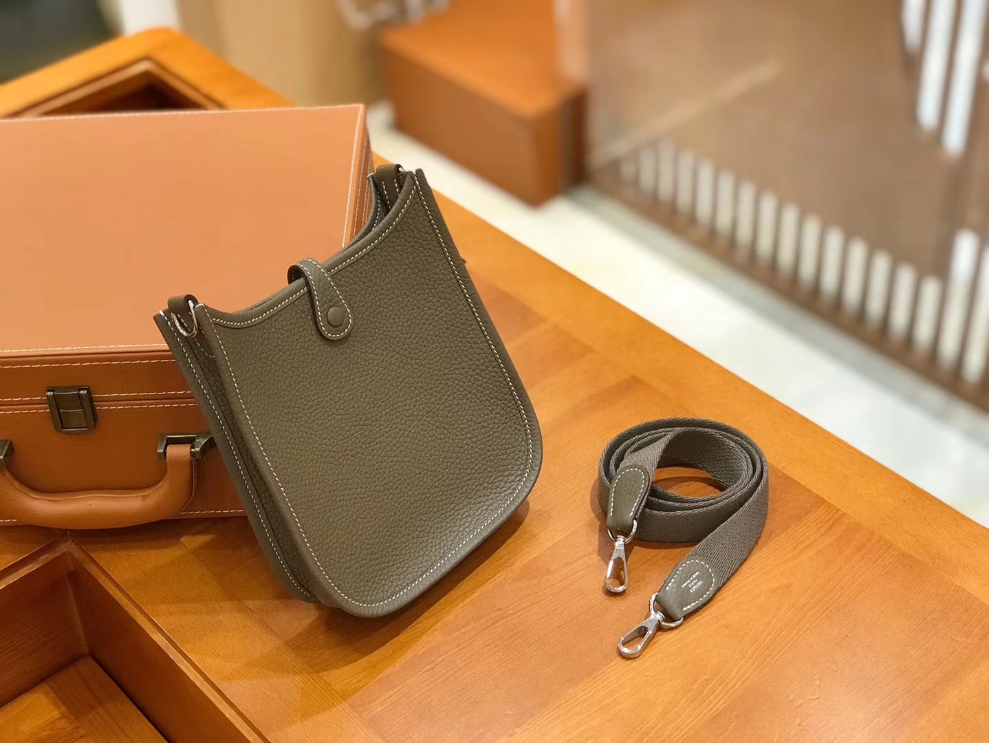 Hermès（爱马仕）伊芙琳 17cm 大象灰 TC大牛皮 银扣 原版蜜蜡线 顶级手工 现货