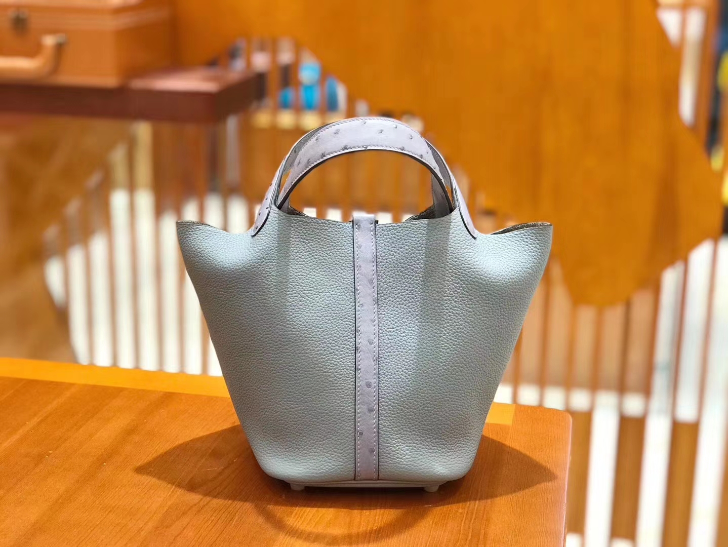 Hermès（爱马仕）Picotin 18cm 亚麻蓝 Togo牛皮拼鸵鸟皮 银扣 全手工缝制 现货供应