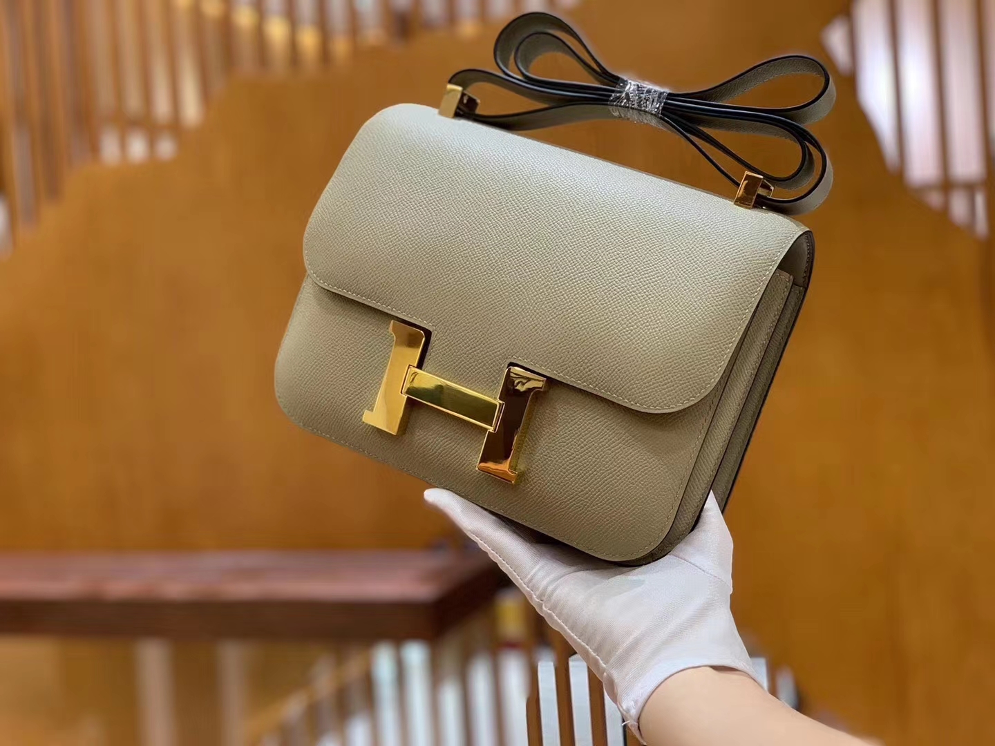 Hermès（爱马仕）Constance 23cm 斑鸠灰 Epsom 掌纹小牛皮 金扣 原版蜜蜡线 顶级手工缝制