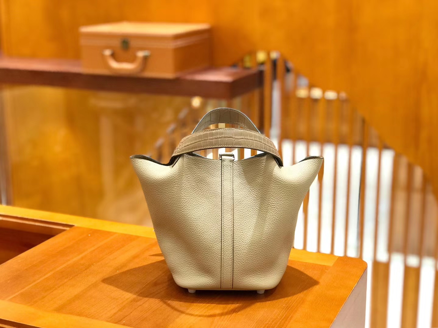 Hermès（爱马仕）Picotin 18cm 斑鸠灰 Togo牛皮拼鳄鱼皮 银扣 全手工缝制 现货供应