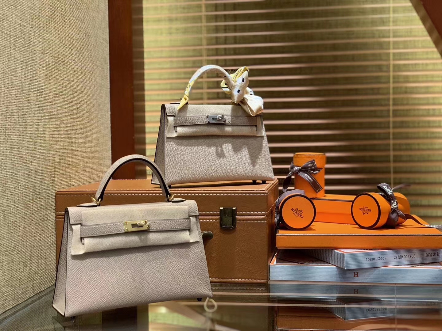 Hermès（爱马仕）Mini kelly 二代 斑鸠灰 Epsom 掌纹小牛皮 银扣 原版蜜蜡线 顶级手工缝制