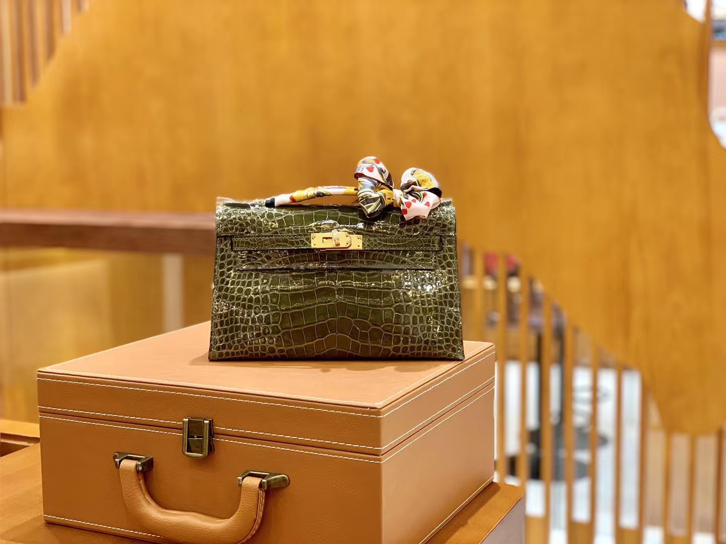 Hermès（爱马仕）Mini kelly 22cm 一级尼罗鳄 橄榄绿 金扣 原版蜜蜡线 顶级手缝