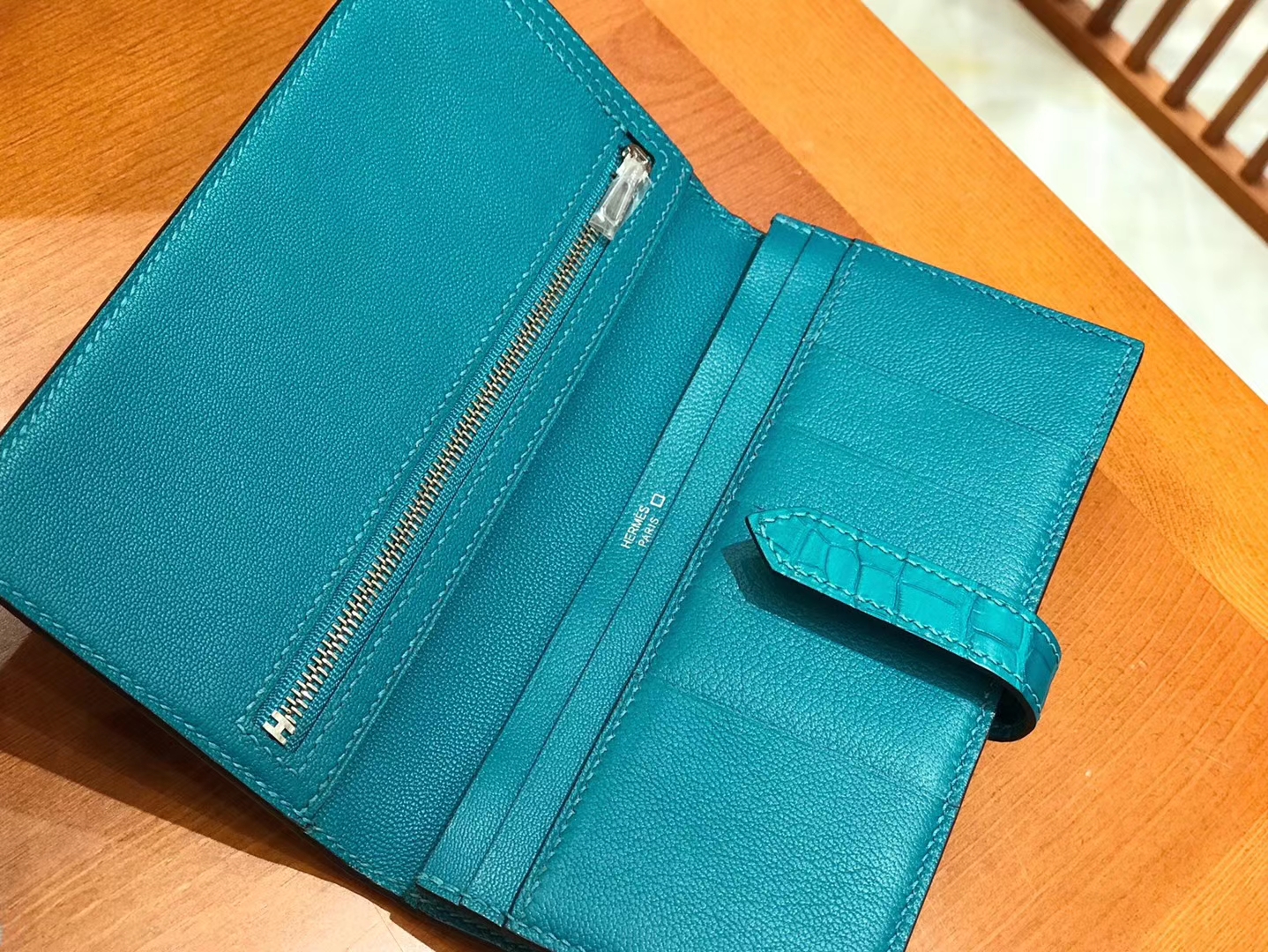 Hermès（爱马仕）Bearn 长夹 孔雀蓝 一级美洲鳄鱼皮 银扣 原版蜜蜡线 顶级手工