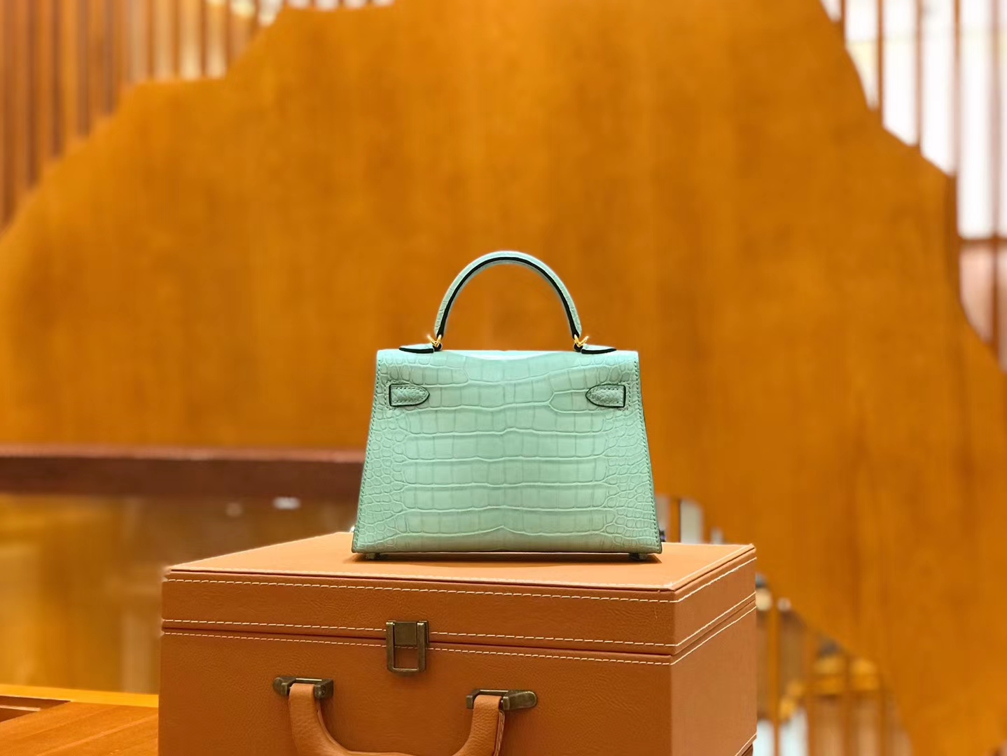 Hermès（爱马仕）Mini kelly 二代 薄荷绿 一级美洲鳄鱼皮 金扣 原版蜜蜡线 顶级手工缝制